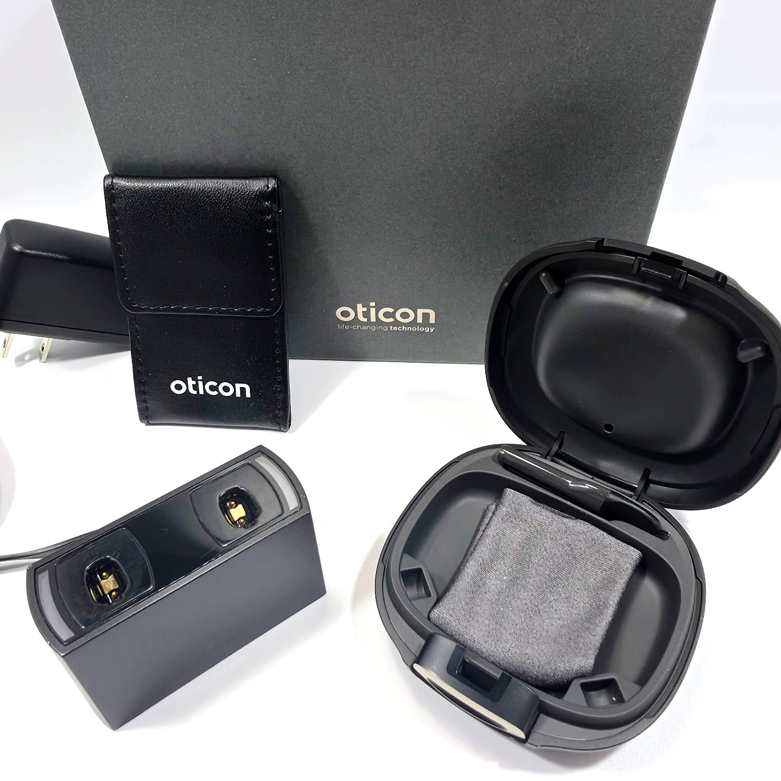 ZPower Oticon Model ZC-B01 Dual Hearing Aid Charger ~ Tested