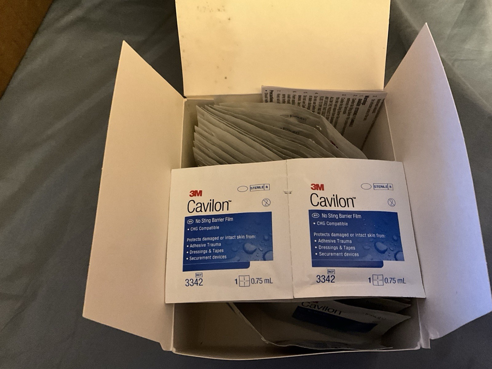 3M Cavilon 3342 Skin Barrier No Sting Sterile 0.75mL Size 1 CHG Compatible White