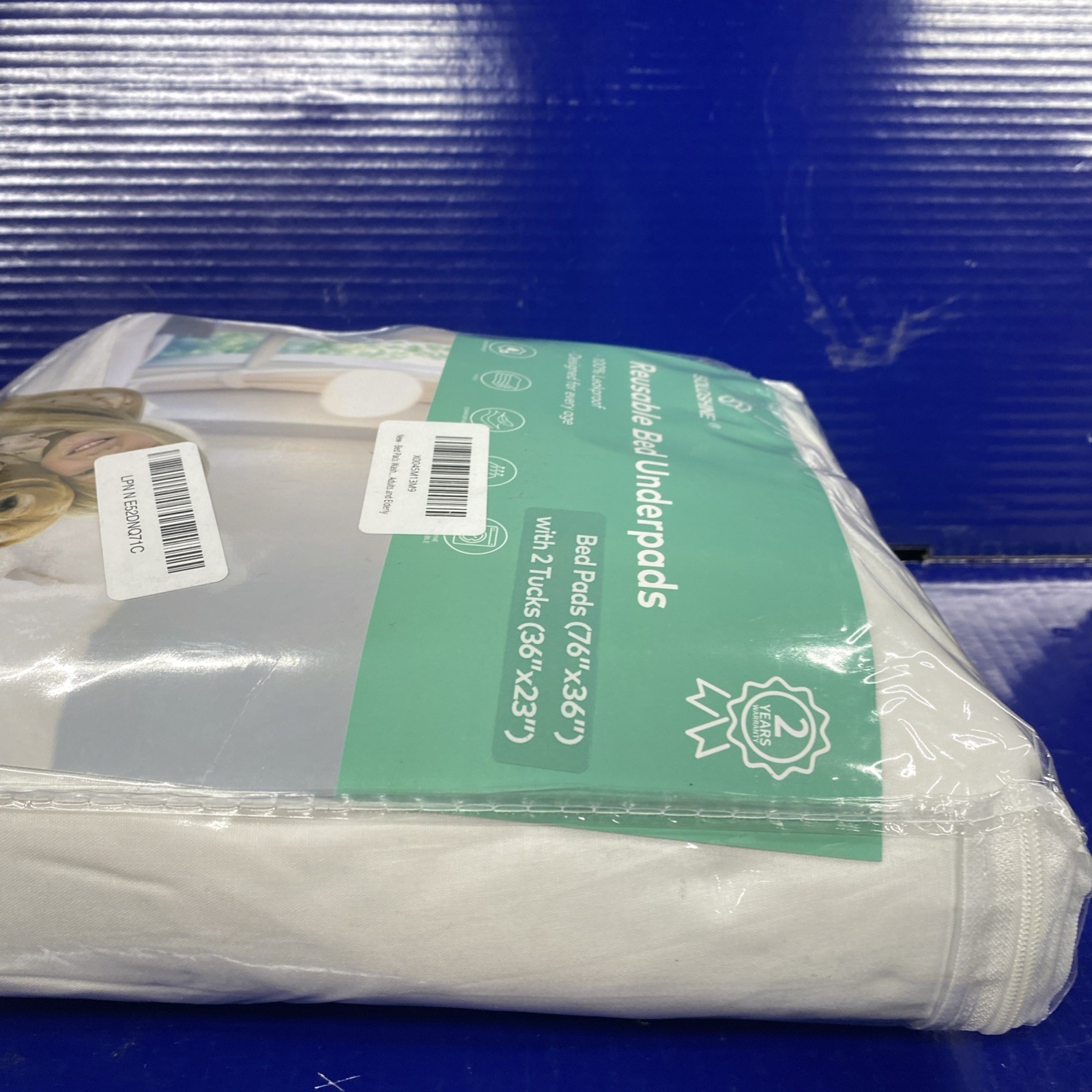 SOLOSHINE Washable Underpads, 76″ x 36″ -Heavy Absorbency Open Box