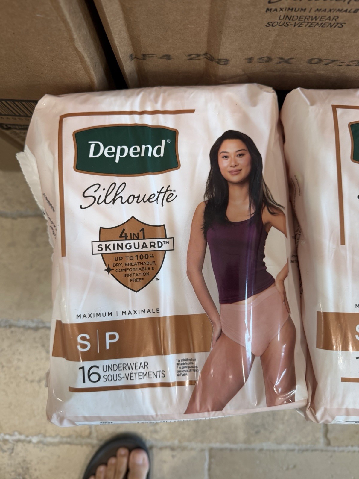 Depend Silhouette 55412-00 Small Maximum Absorbency Underwear 32 Ct NEW