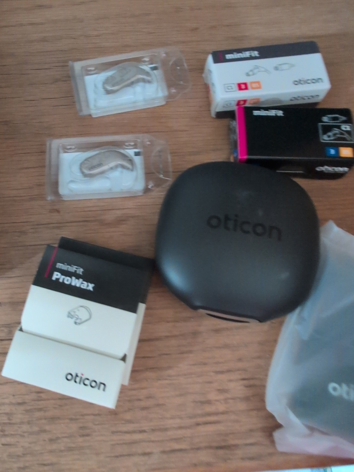 Oticon OPN Play 1 Level Hearing – Gray Kids And Teens New Open Box