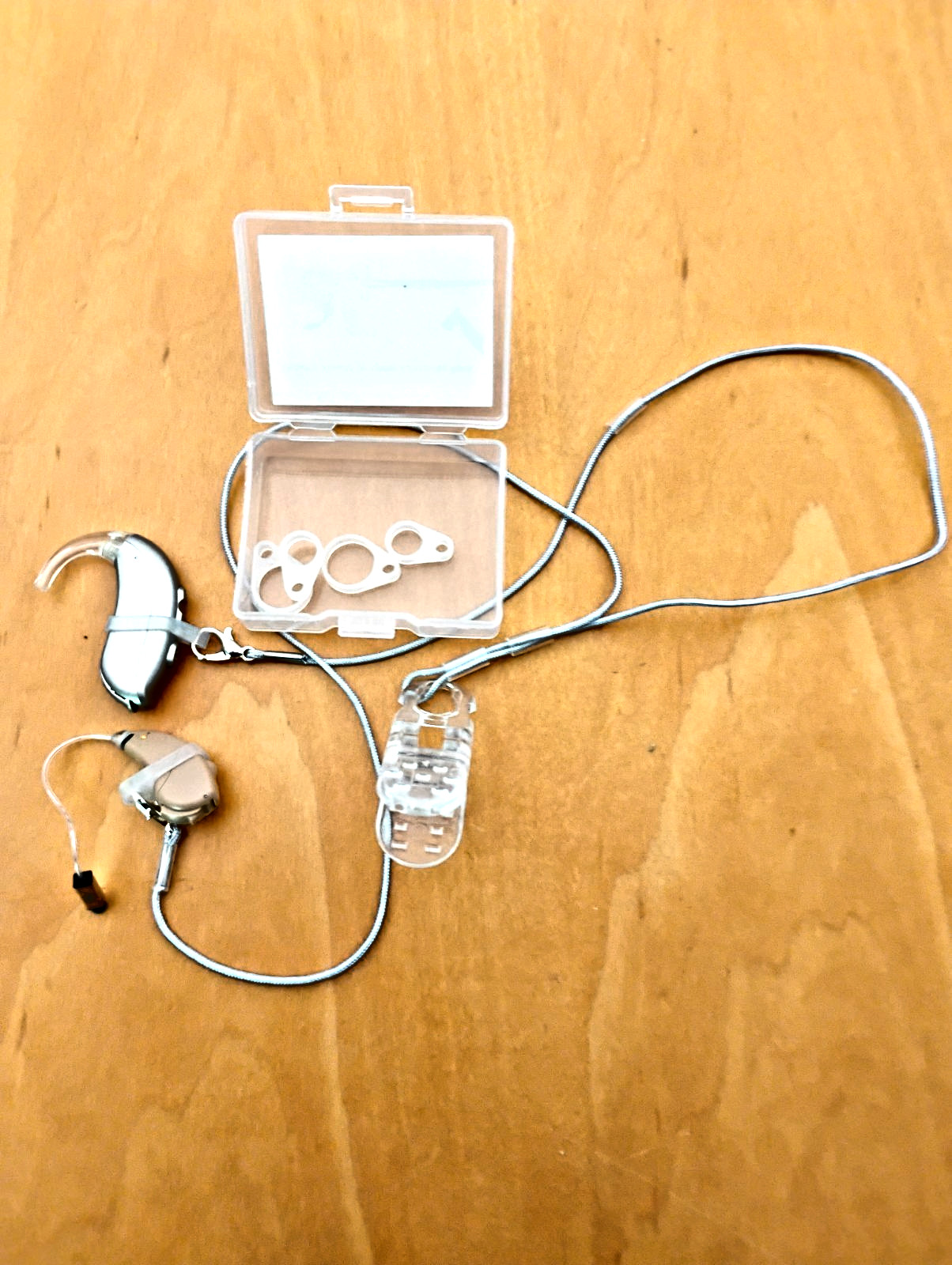 Hearing aid clip and anti loss lanyard keeper to prevent loss aids not included