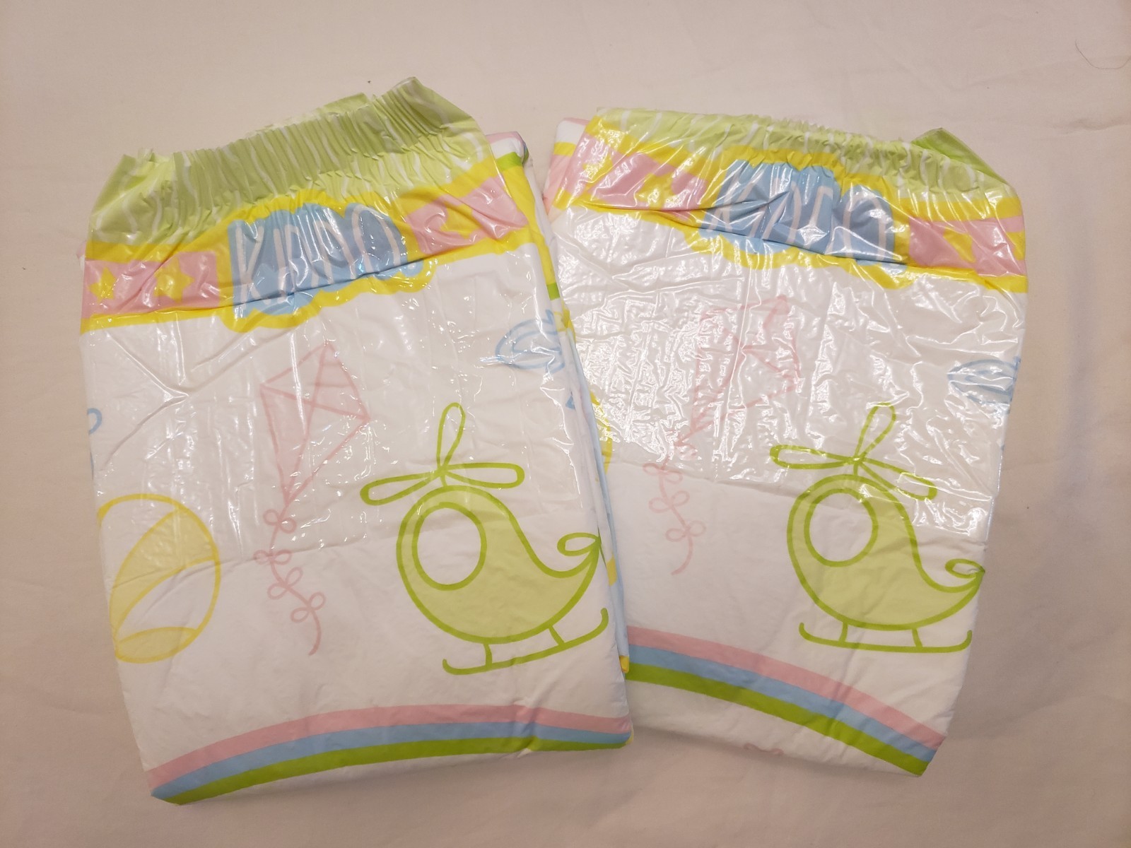 (2) NEW Samples of Kiddo Playtime Adult Diapers Size Medium 31″-36″ waist ABDL