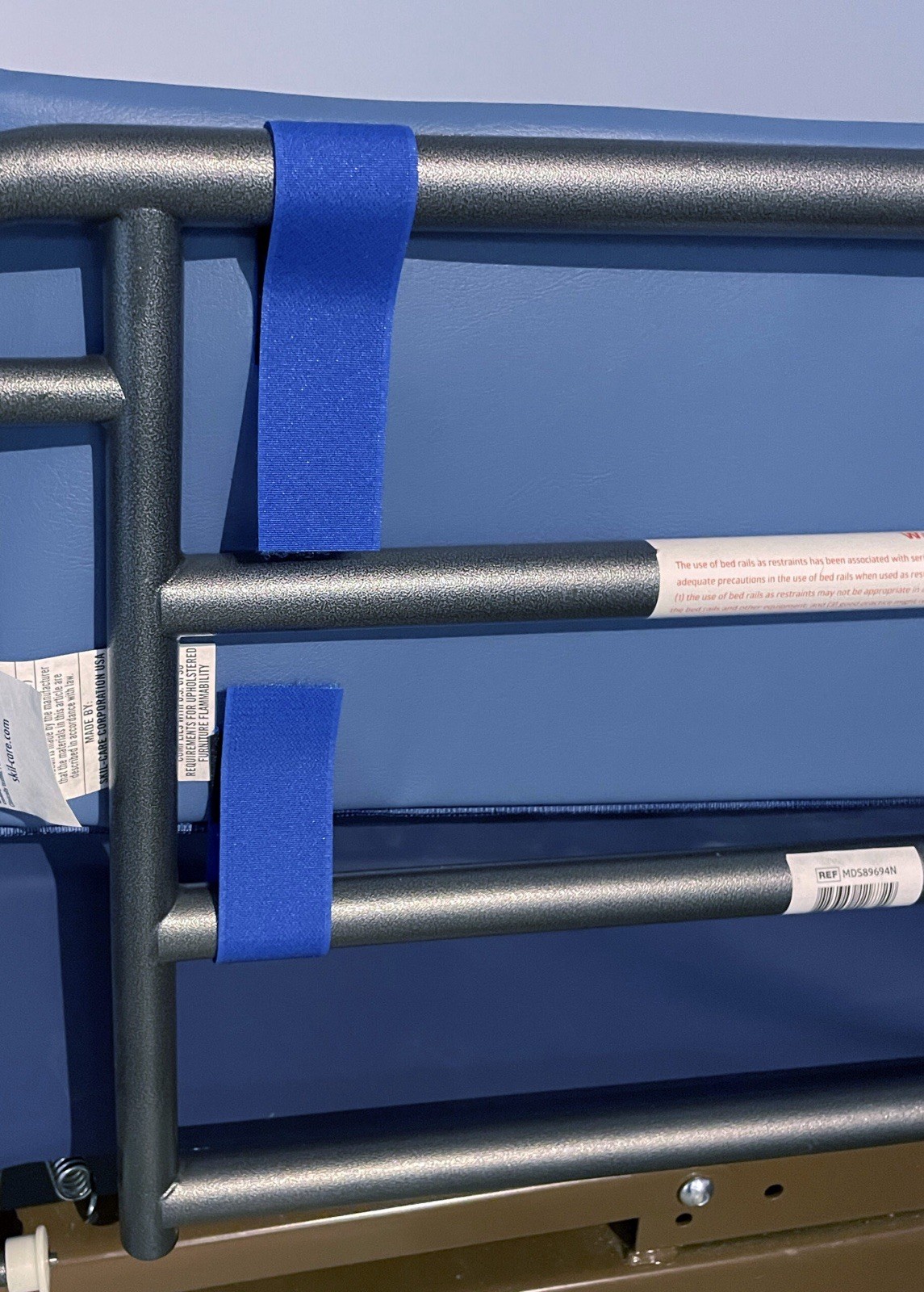 SkiL-Care Split-Rail Vinyl Bed Rail Pads 28”x9”x1” 4 Pack Cat # 401080 New