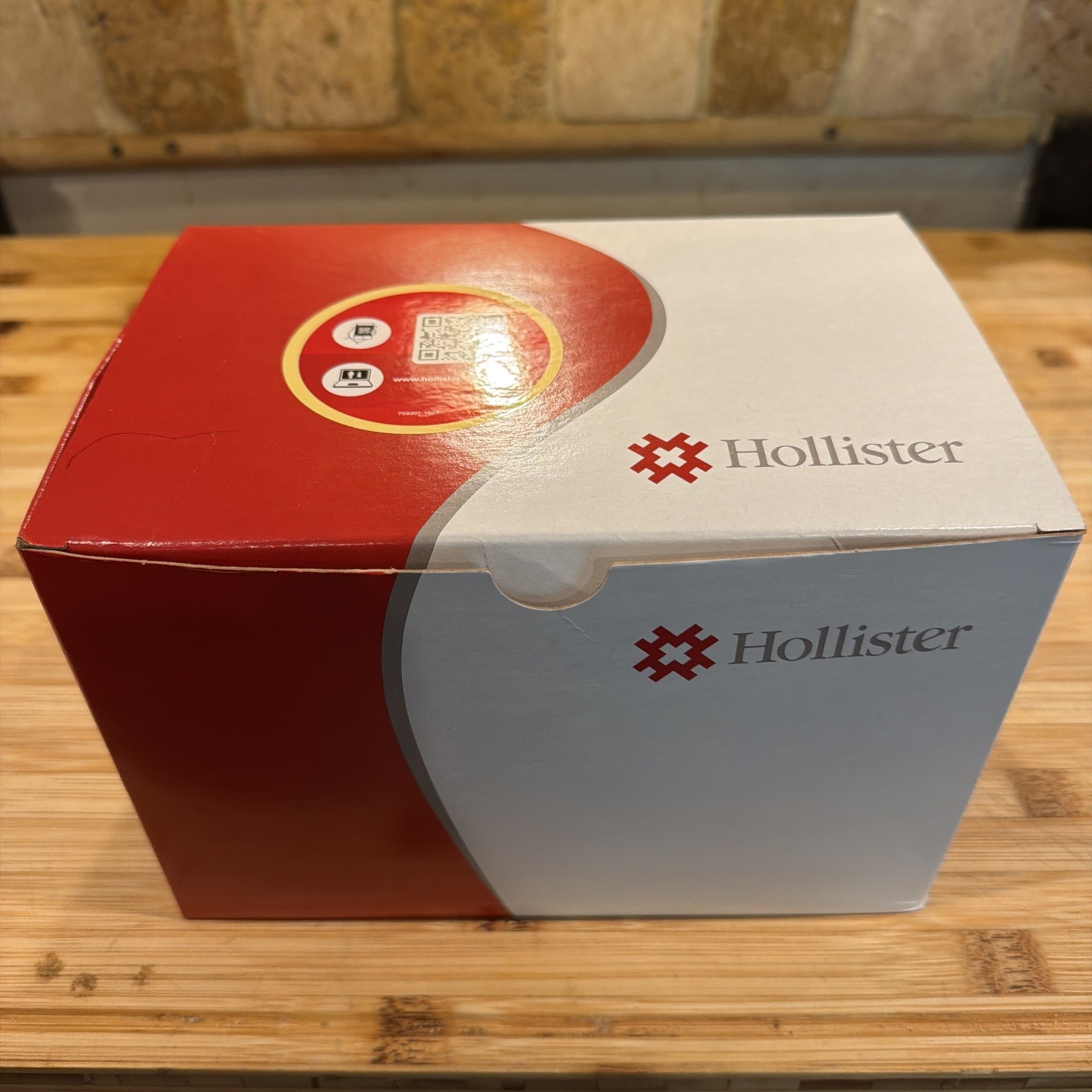 Hollister 18374 New Image, Closed Ostomy Pouch Beige, 1 box of 60 Exp. 07/2030
