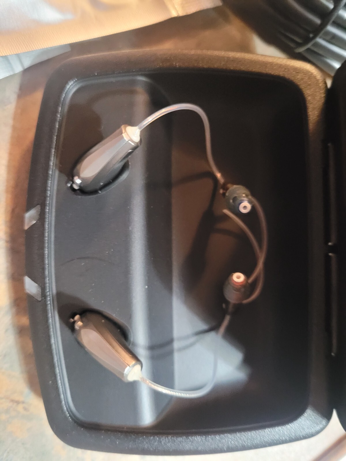 STARKEY LIVIO EDGE AI 2400 RIC RECHARGEABLE BLUETOOTH needs programmed