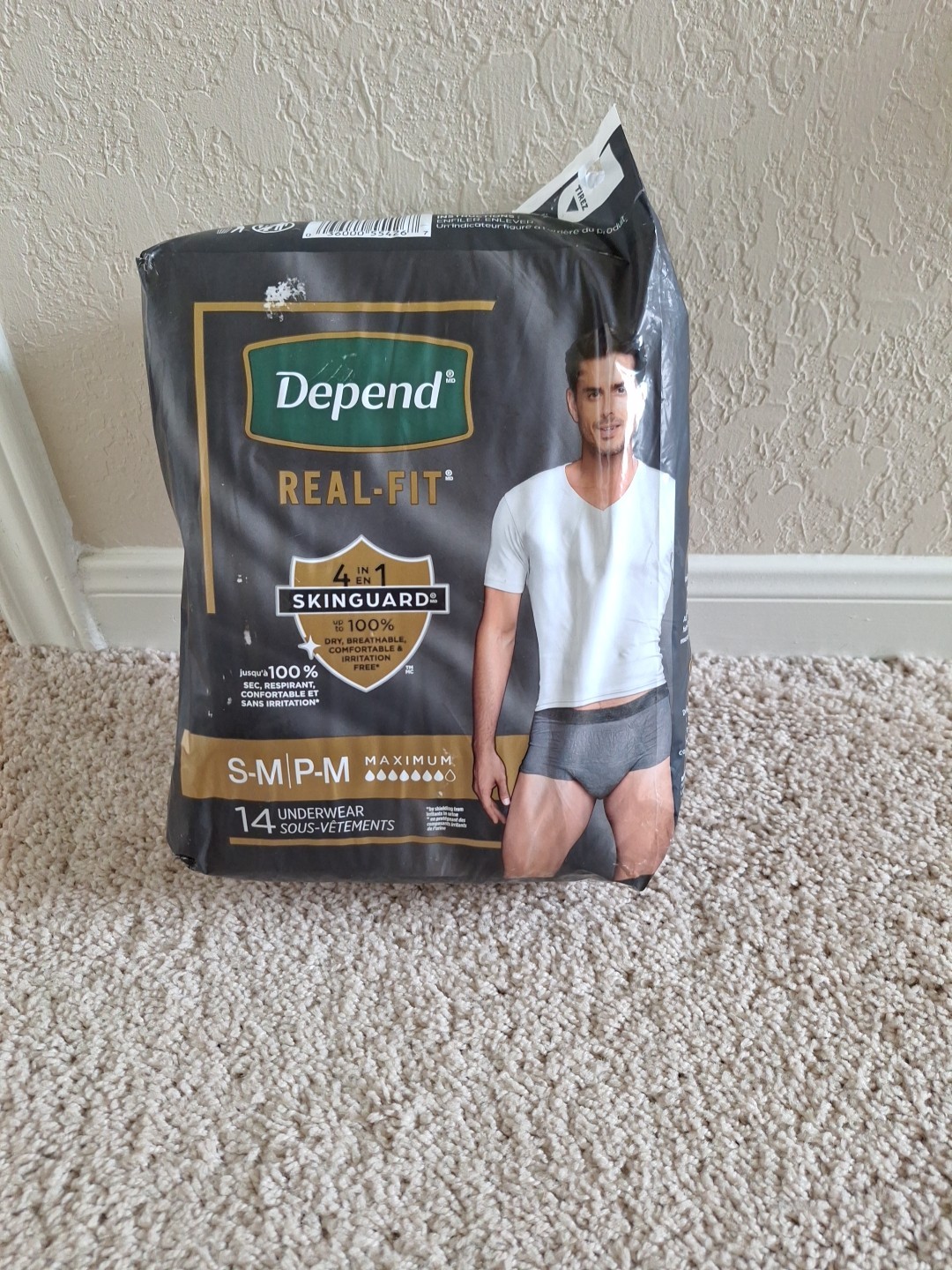 Depend Real Fit Maximum Absorbency Underwear Men 14 count S/M Skin Gaurd