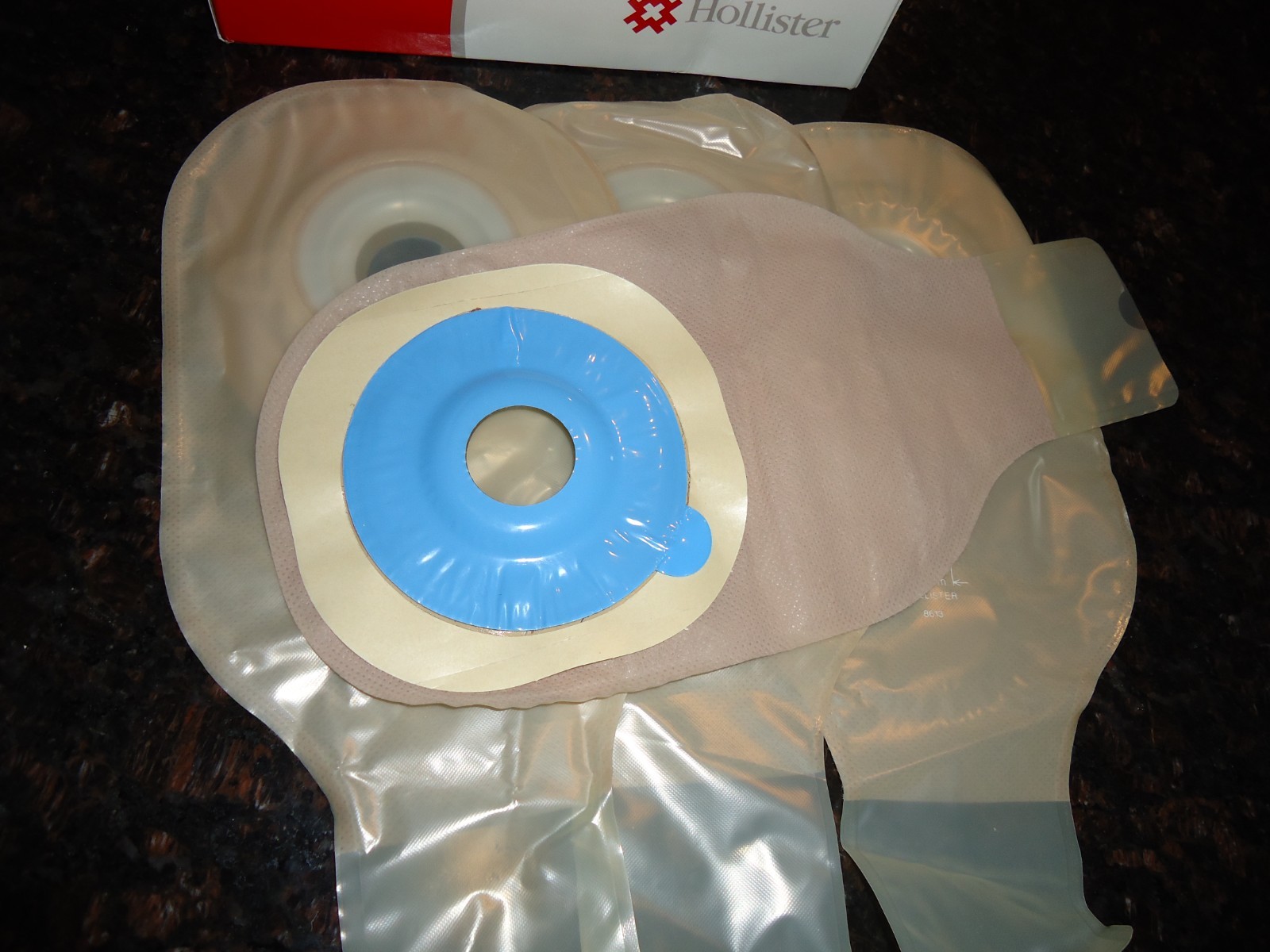 (4) pc Hollister Colostomy Bags, One Piece Drainable Pouches 1 1/8 #8613