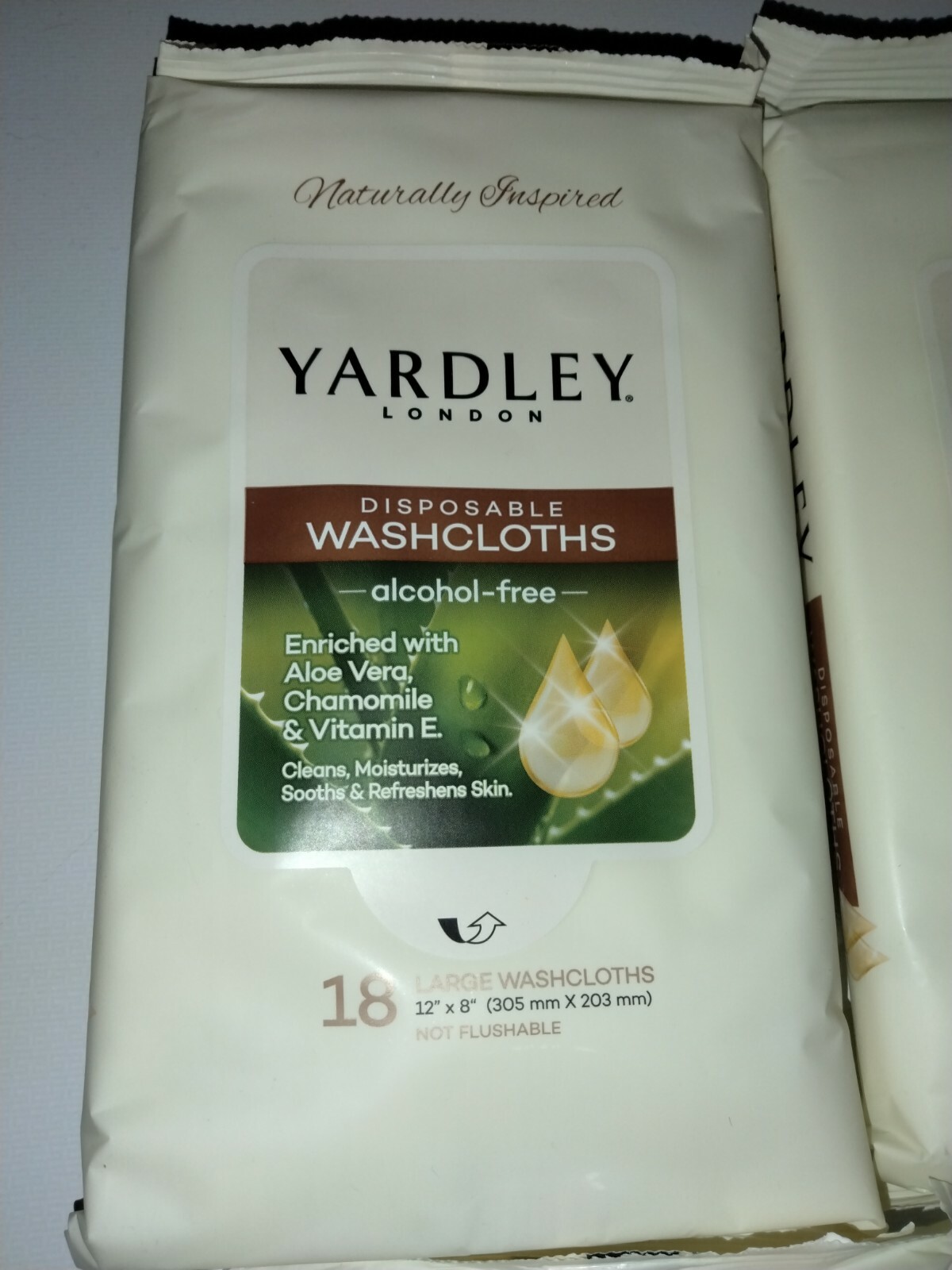 4 x Disposable Large Washcloths 18/Pk by Yardley London 12″ x 8” Long Hygiene