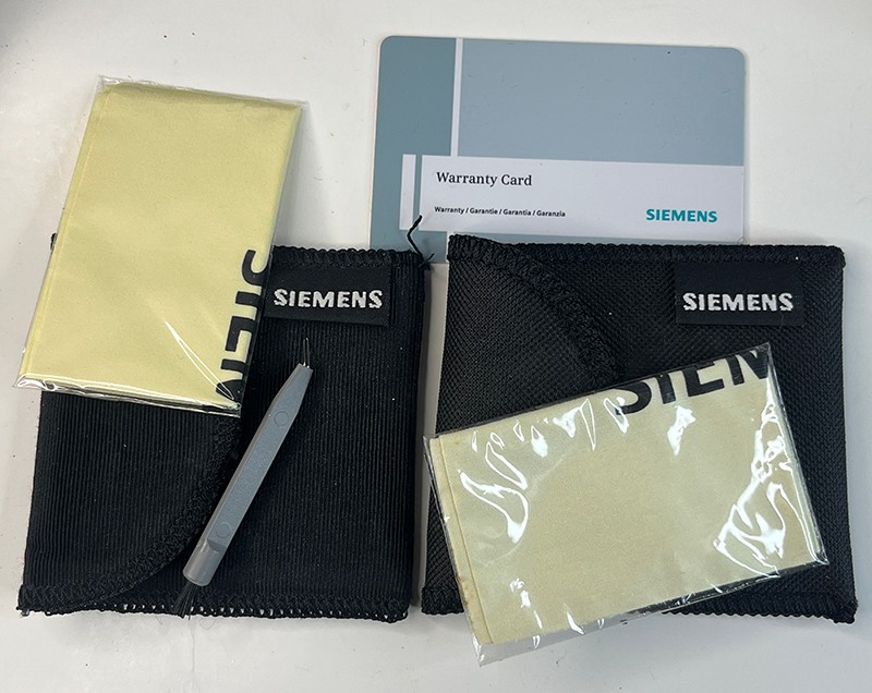 Single Siemens Carat binax Hearing Aid 0123 with 2 chargers, case and more