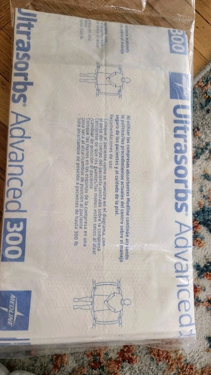 Medline Ultrasorbs Advanced 300 White Blue Disposable Underpads 10 Pack