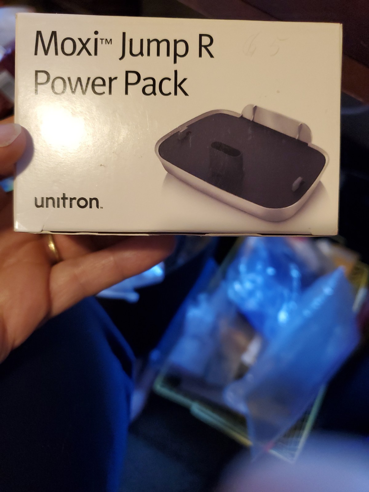 Unitron Moxi Jump R Power Pack. Hold 3 Full Hearing Aid Charges. New Sealed