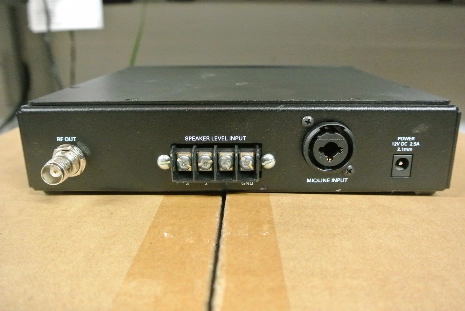 PHONIC EAR ONWAVE DIRECT DIGITAL SYNTHESIS DDS FM 74MHZ PE 560T TRANSMITTER