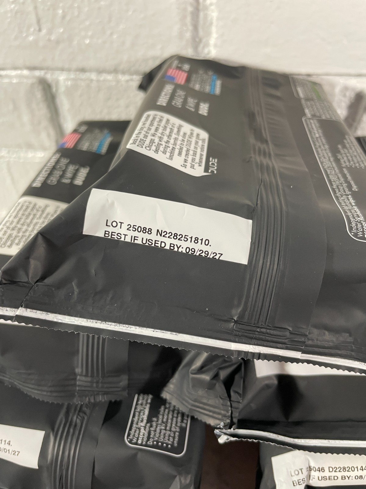 NEW XL DUDE WIPES FLUSHABLE 7″ x 7″ FRAGRANCE FREE 9 PACKS (432) WIPES USA MADE