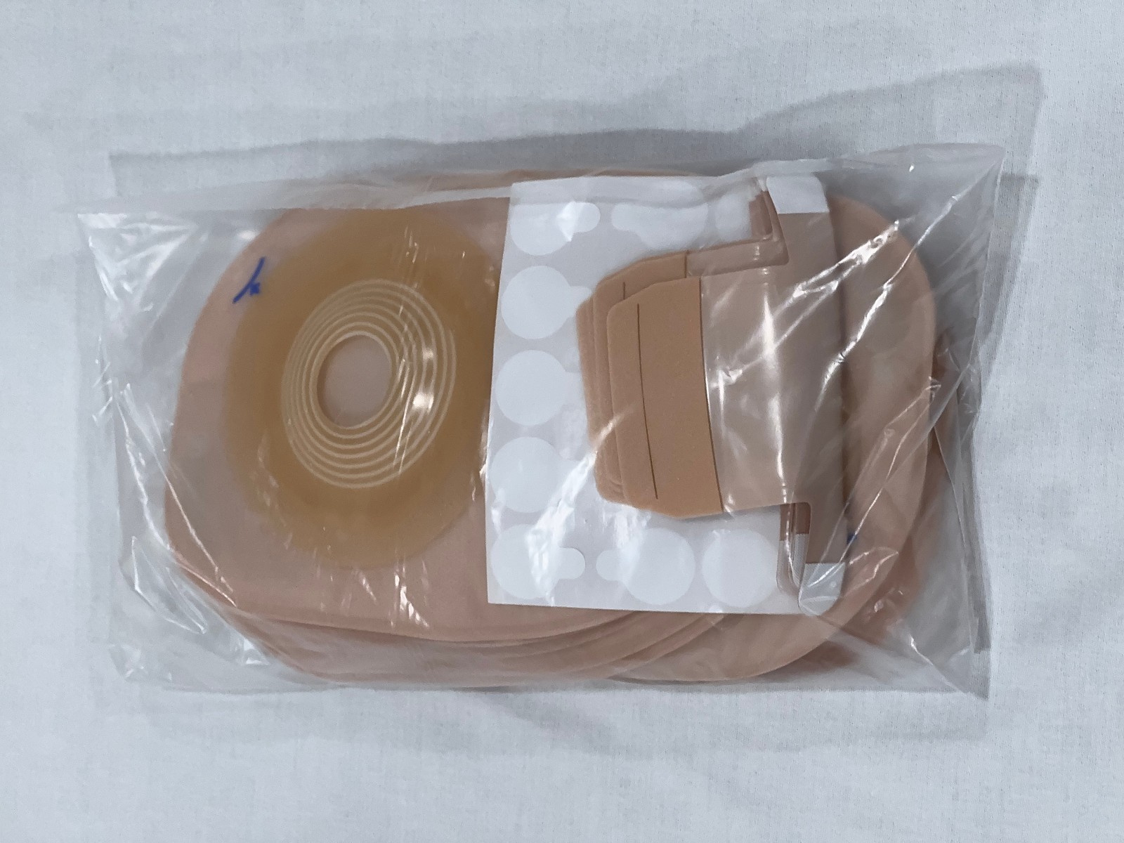 10x Assura Convex 14423 Light 1-Piece Opaque Ostomy Pouch bag, 28mm Stoma
