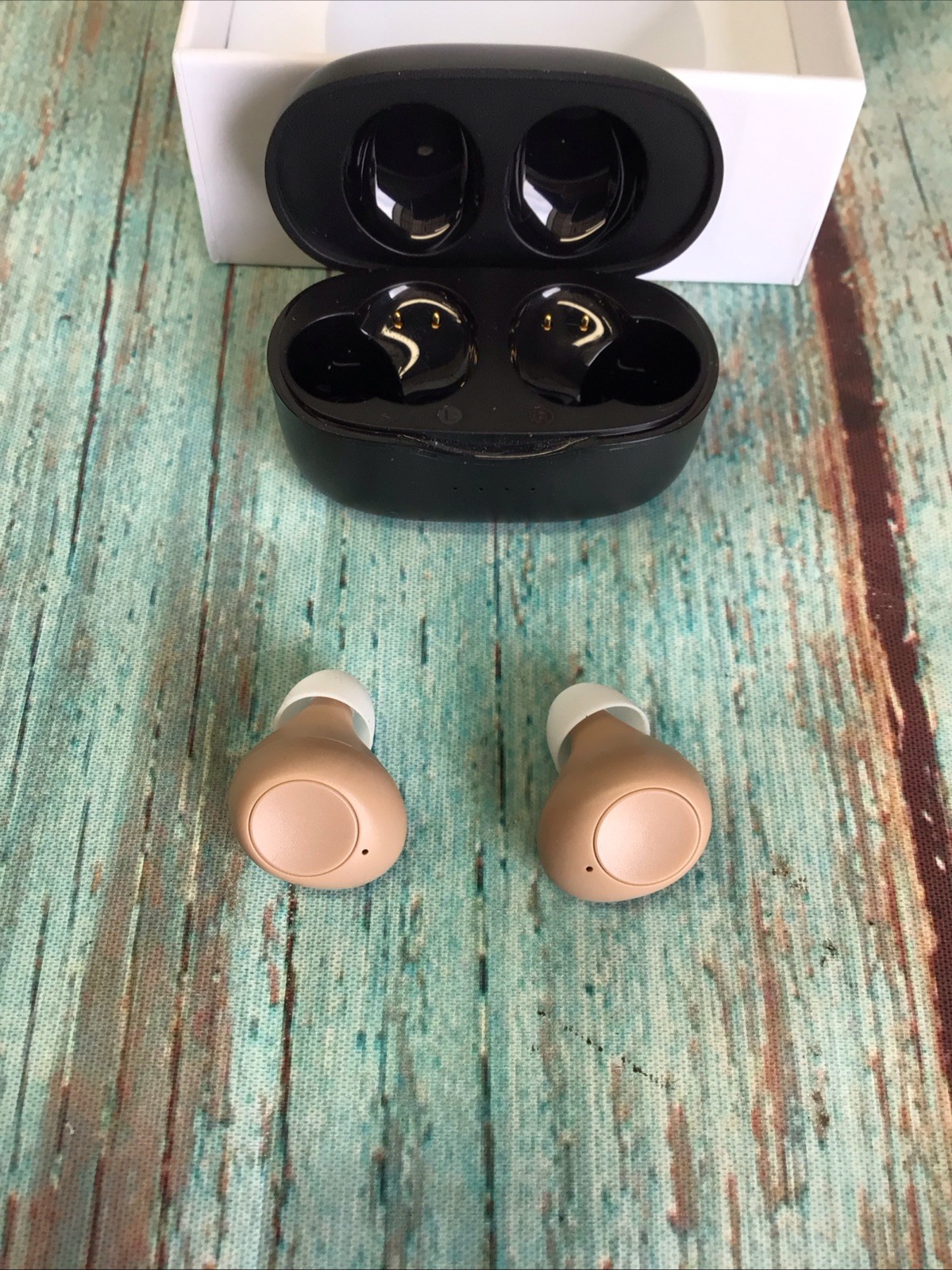 Hearing Aids for Seniors – Rechargeable Hearing Aids with 16-Channel