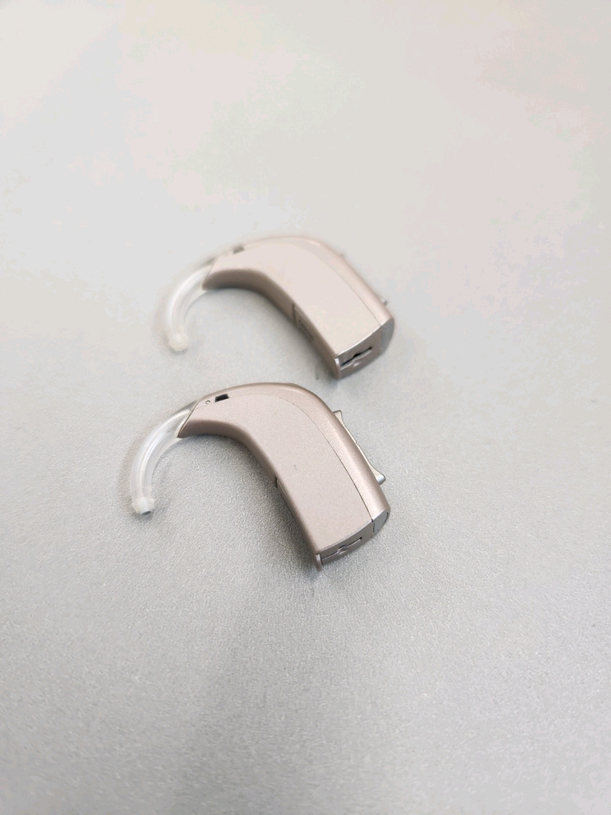 PAIR of Oticon Nera 2 P BTE with WARRANTY!