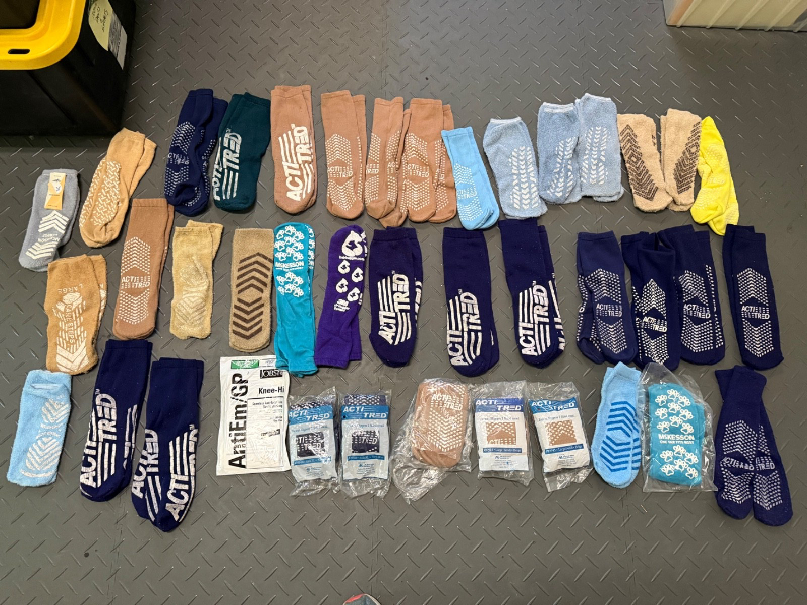(40) Pairs Acti-Tred Patient Slippers No-Slip Socks FREE SHIPPING!