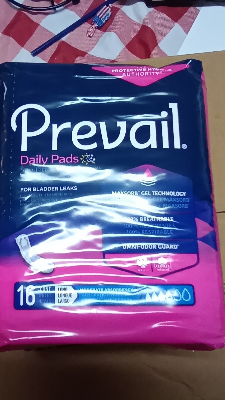 Prevail Daily Incontinence Pads Long Moderate Absorbency 16 Ct 348 ml