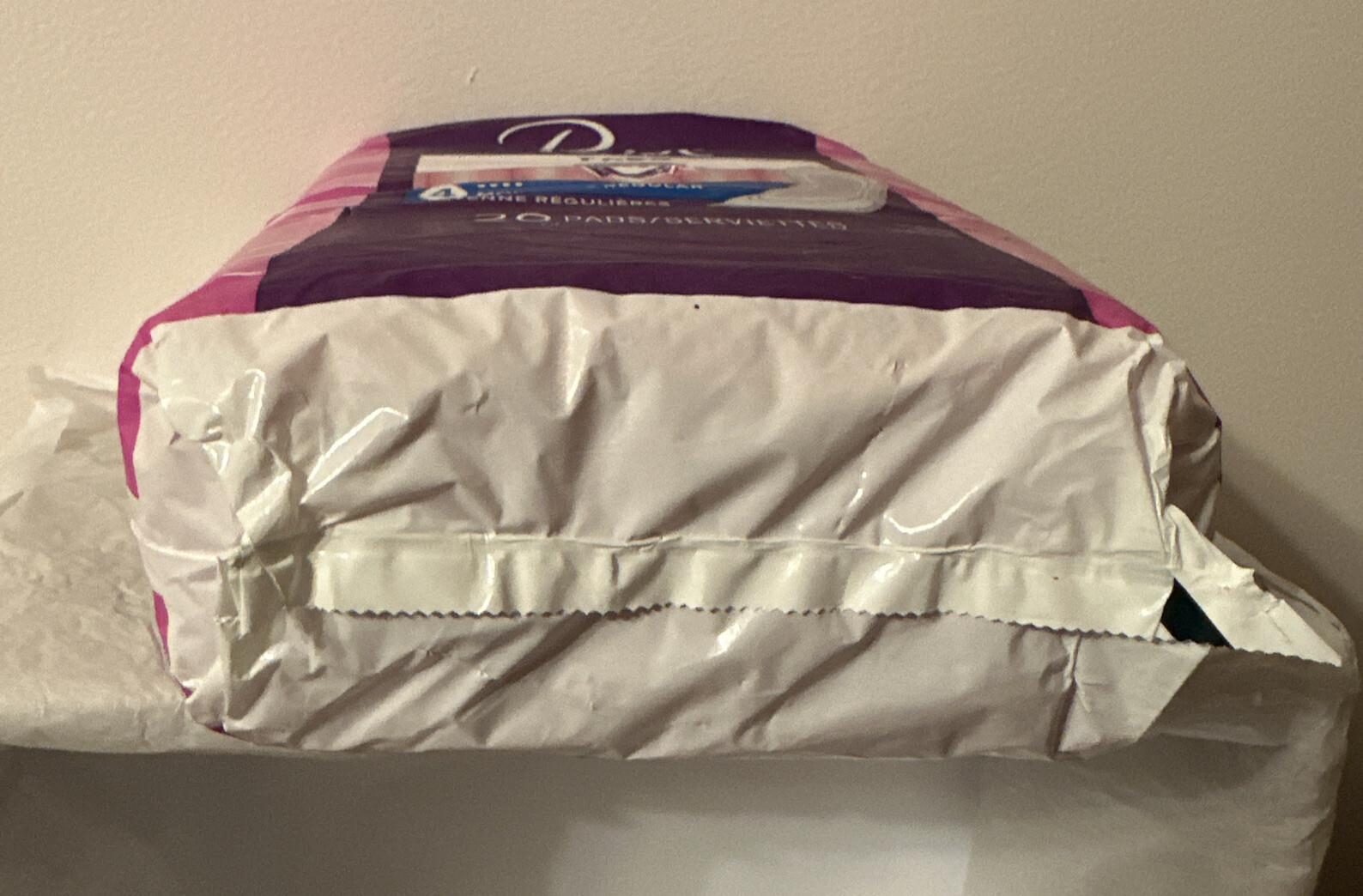 Poise Fresh Protection #4 Moderate Regular Pads, 20 Ct Pack 100% Guarantee Seal
