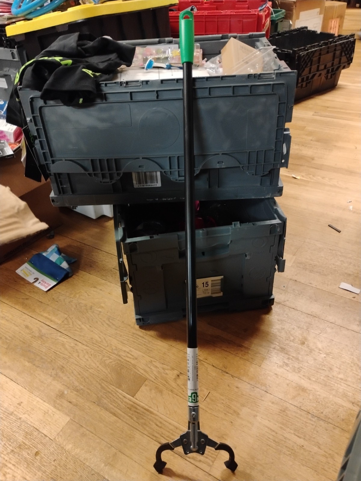 36 in. Nifty Nabber Trash Picker Grabber