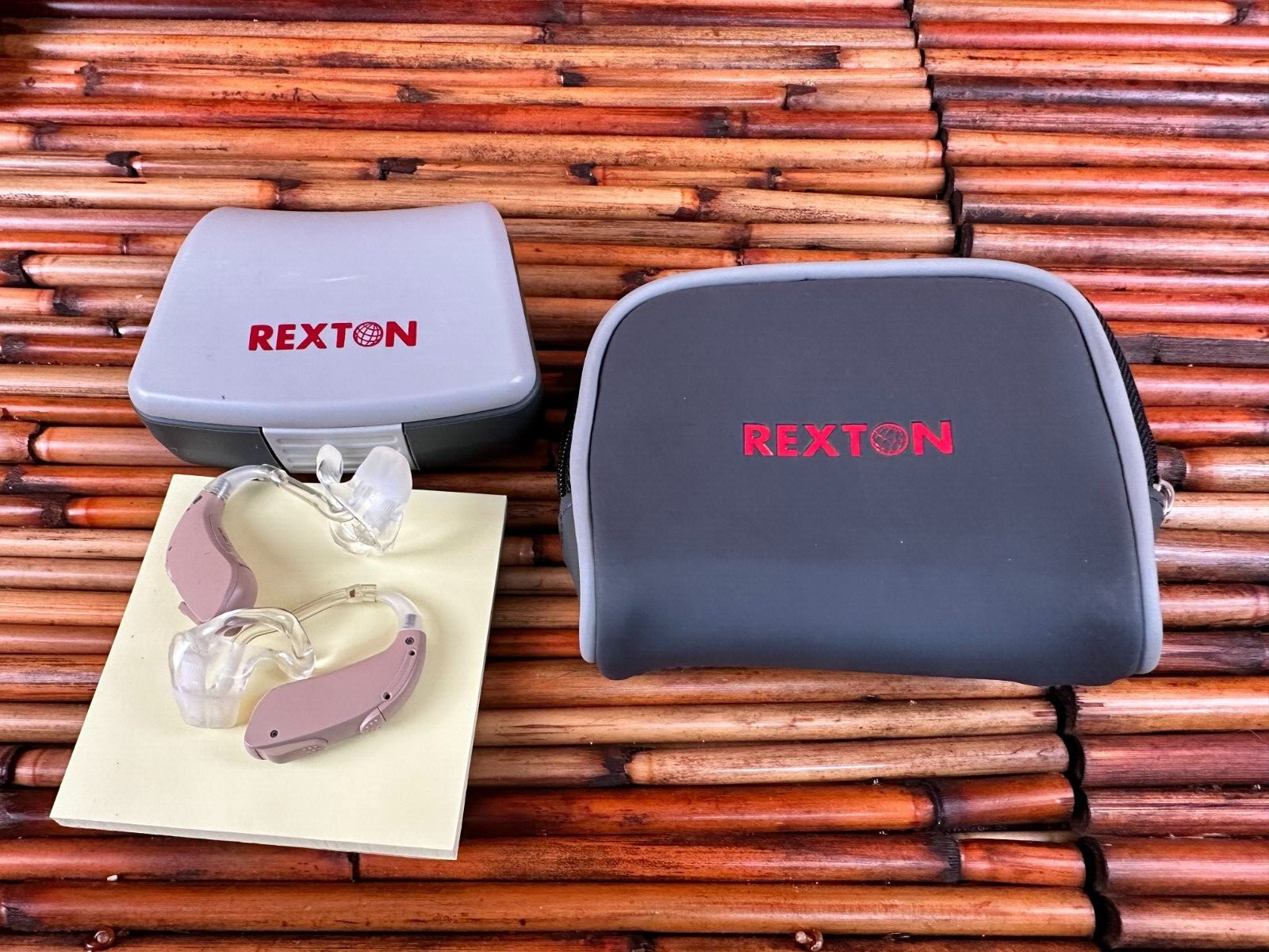 Rexton Calibra 2 BTE Hearing Aids – PAIR, Left and Right MINT!