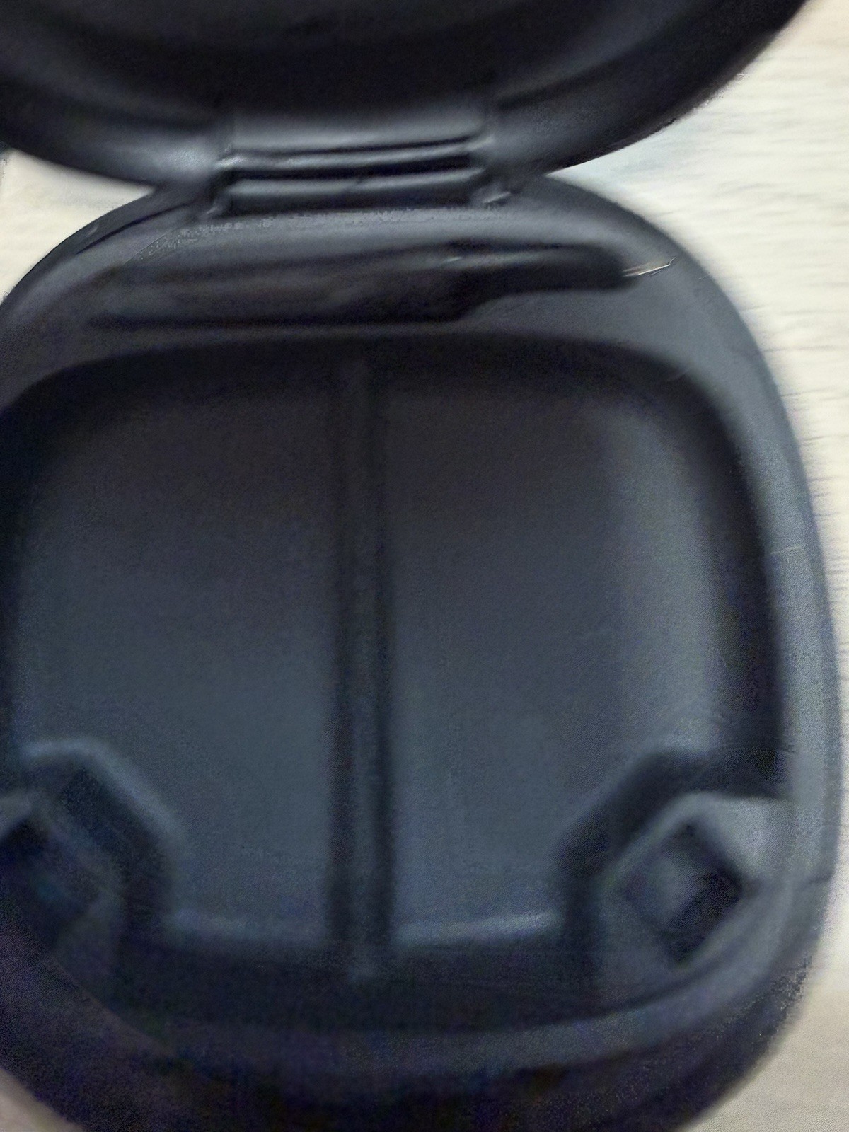 Oticon MiniFit Base 6 mm Double Vent Domes & Hard Case For Hearing Aids