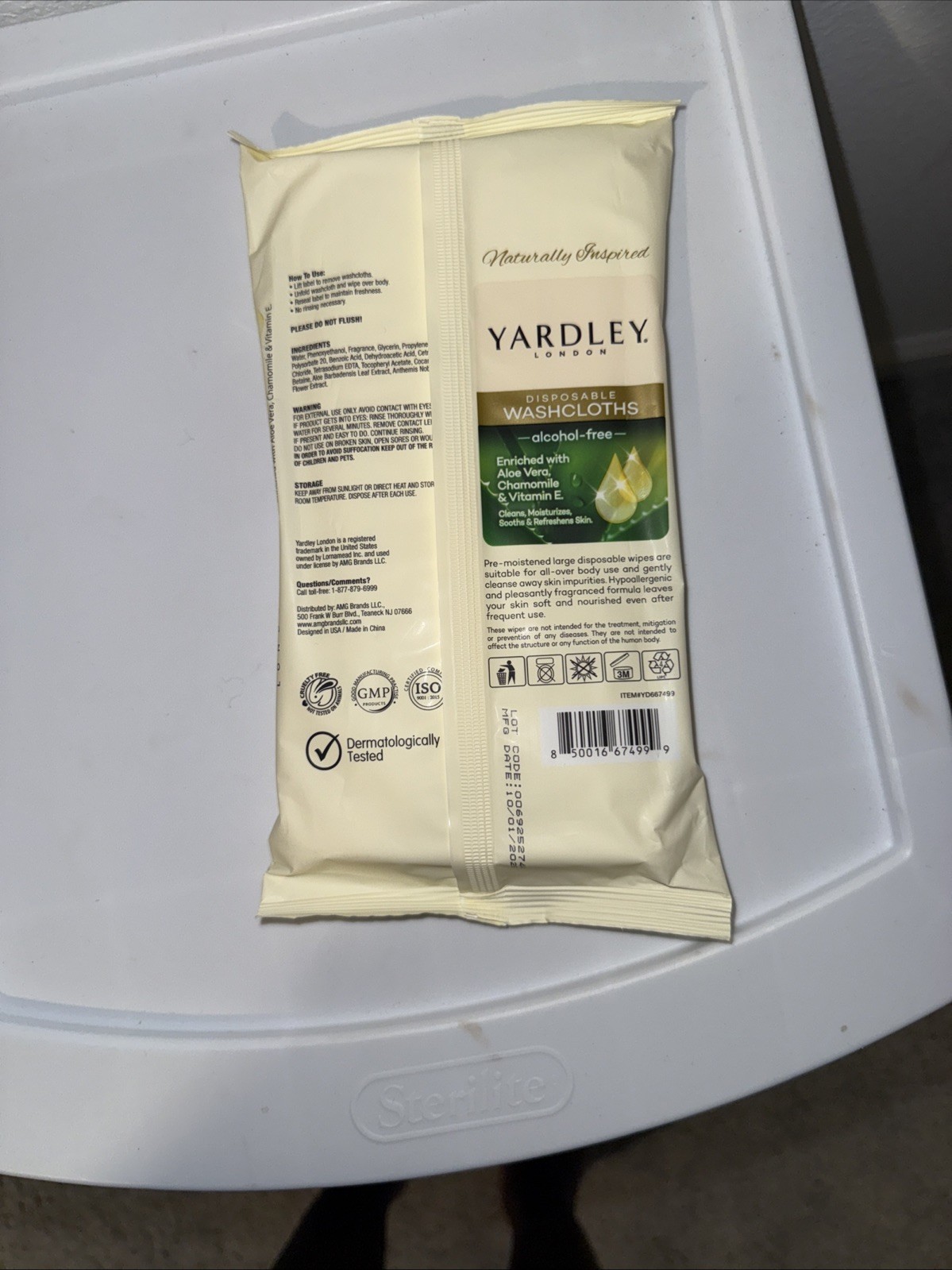 Yardley London Alcohol-Free Daily Facial Cleanser, Fresh Citrus, 8 fl oz