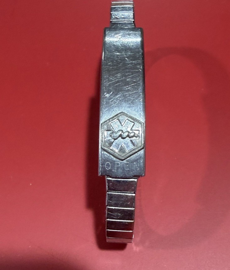 Speidel expandable Medilog medical alert emergency womens small bracelet VTG