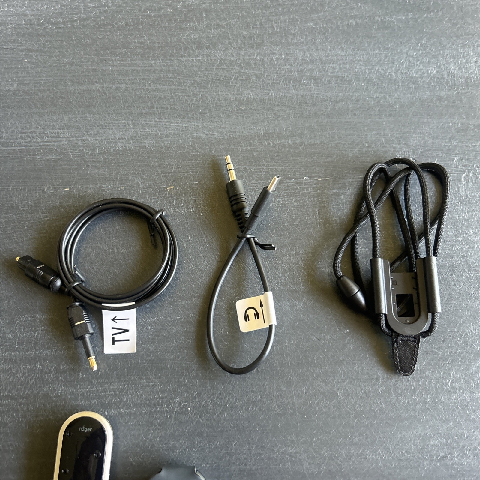 Phonak Roger On With Charger Dock Case Cord