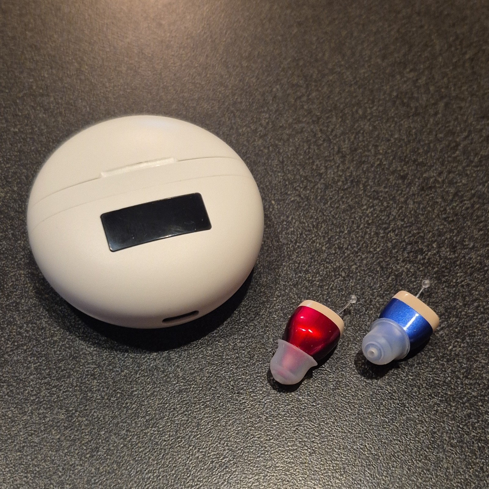 Rechargeable CIC Hearing Aids Pair with Charging Case Red, Blue, White