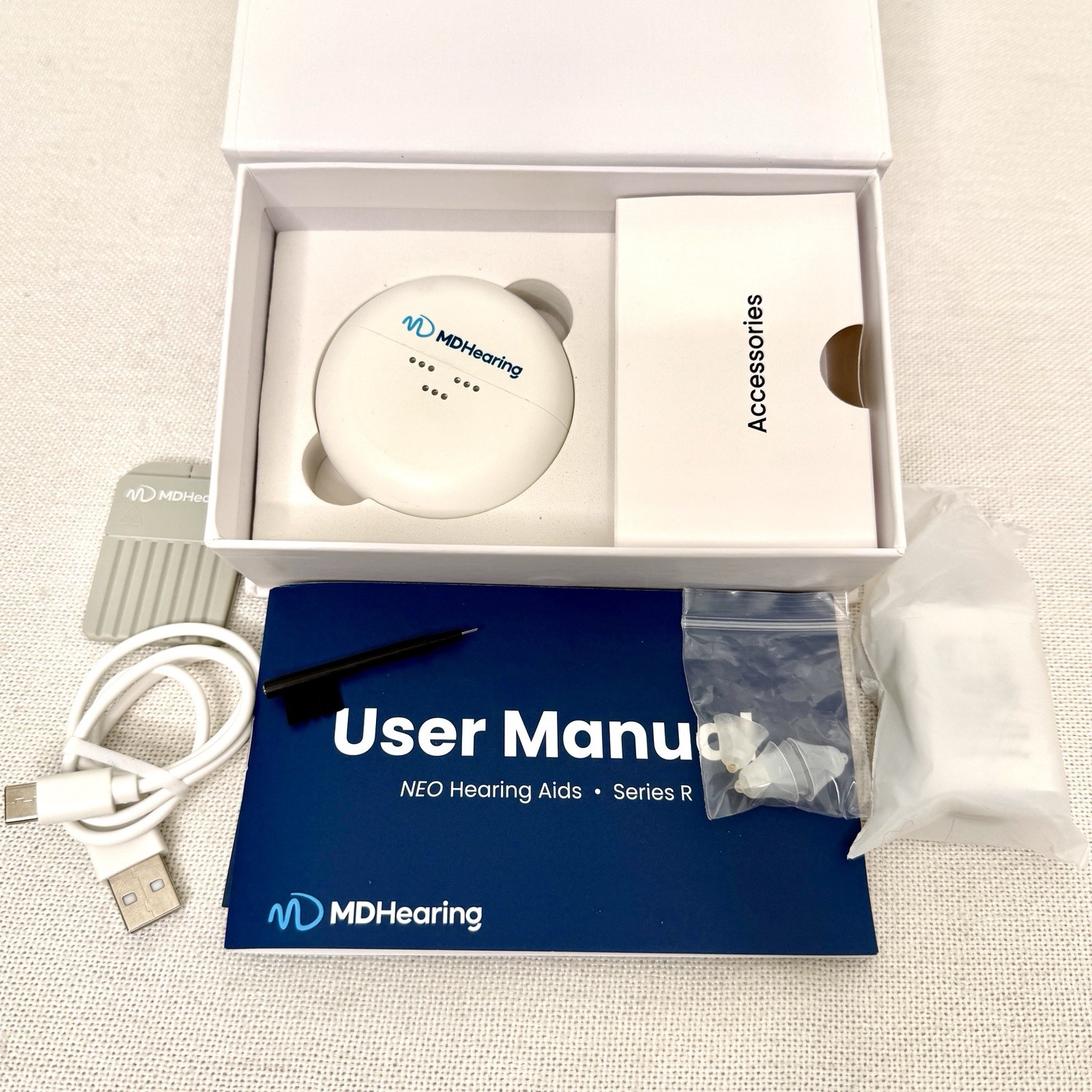 MD Hearing NEO Hearing Aids Series R Rechargeable Digital W/ Accessories In Box