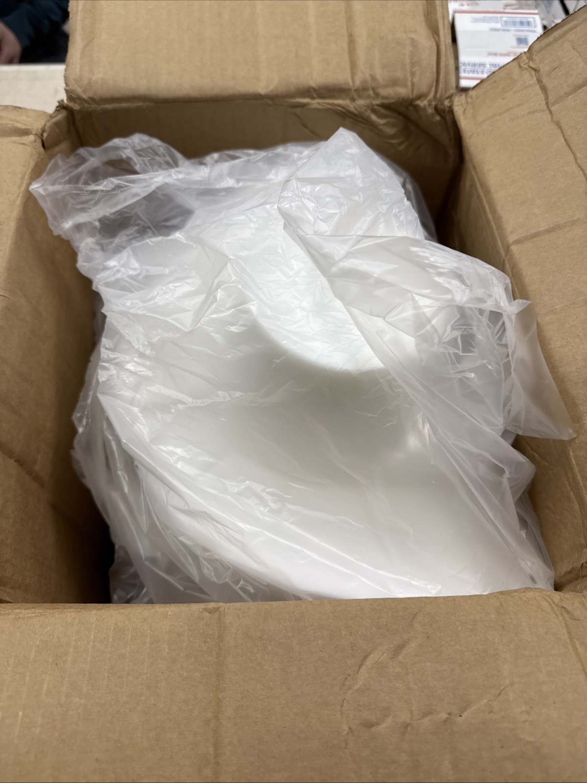 (100) MEDEGEN MEDICAL 02072 Deluxe Specimen Pan, 27 Oz Each, White