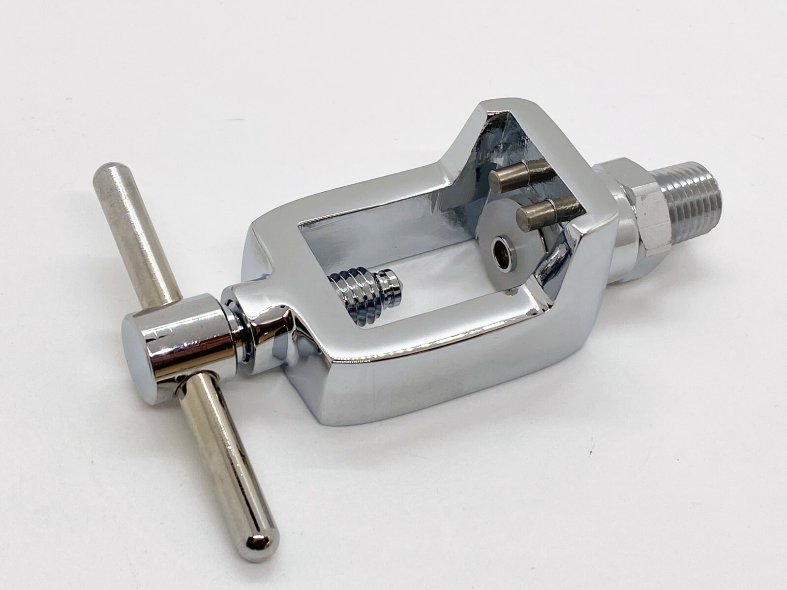 Medical Oxygen Cylinder CGA 870 Polished Chrome Pin Index Yoke 1/4″ Male NPT