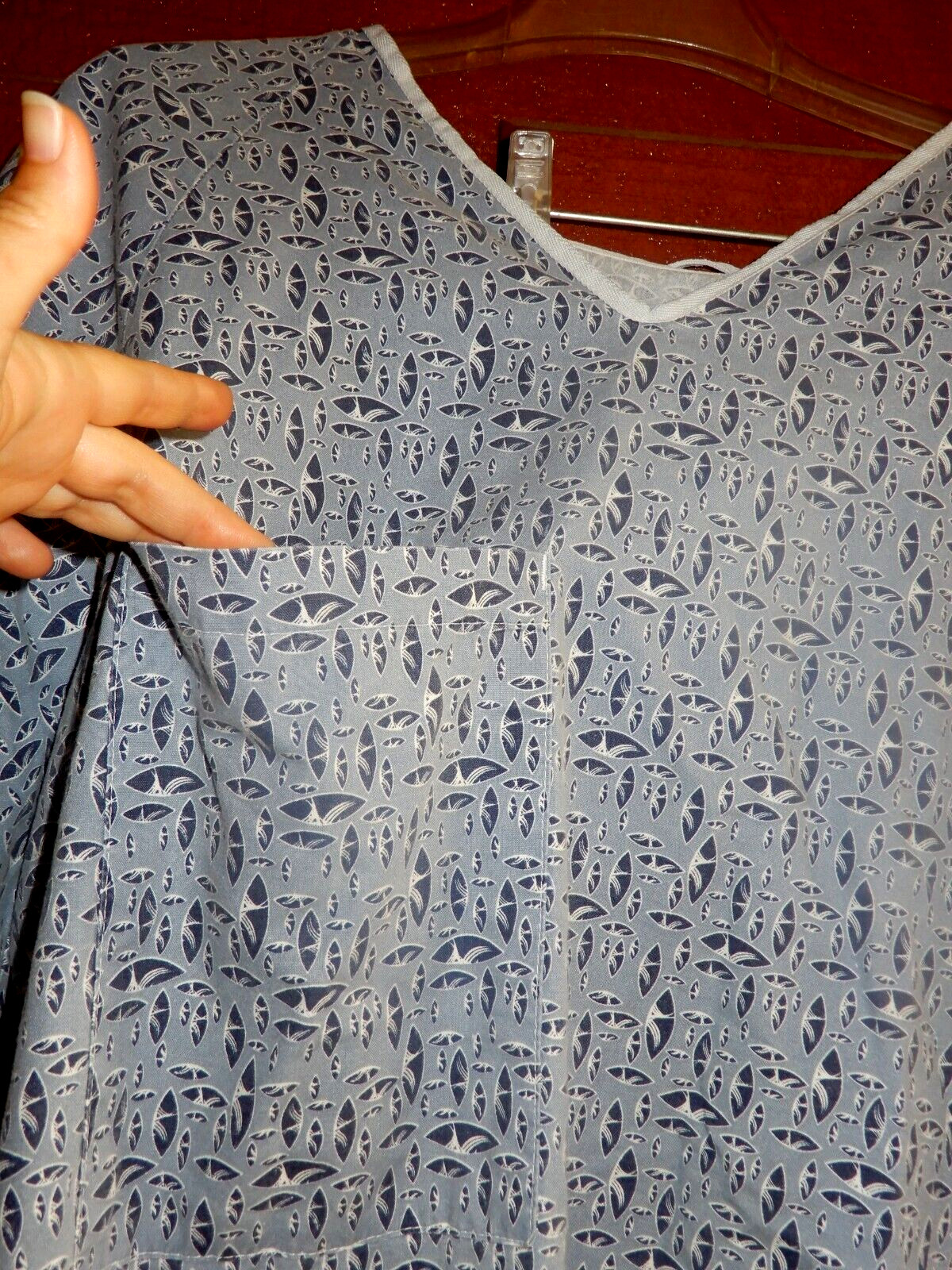 HOSPITAL PATIENT GOWN Bariatric IV Snap Sleeves 2 Ties In Back SIZE LARGE MIP