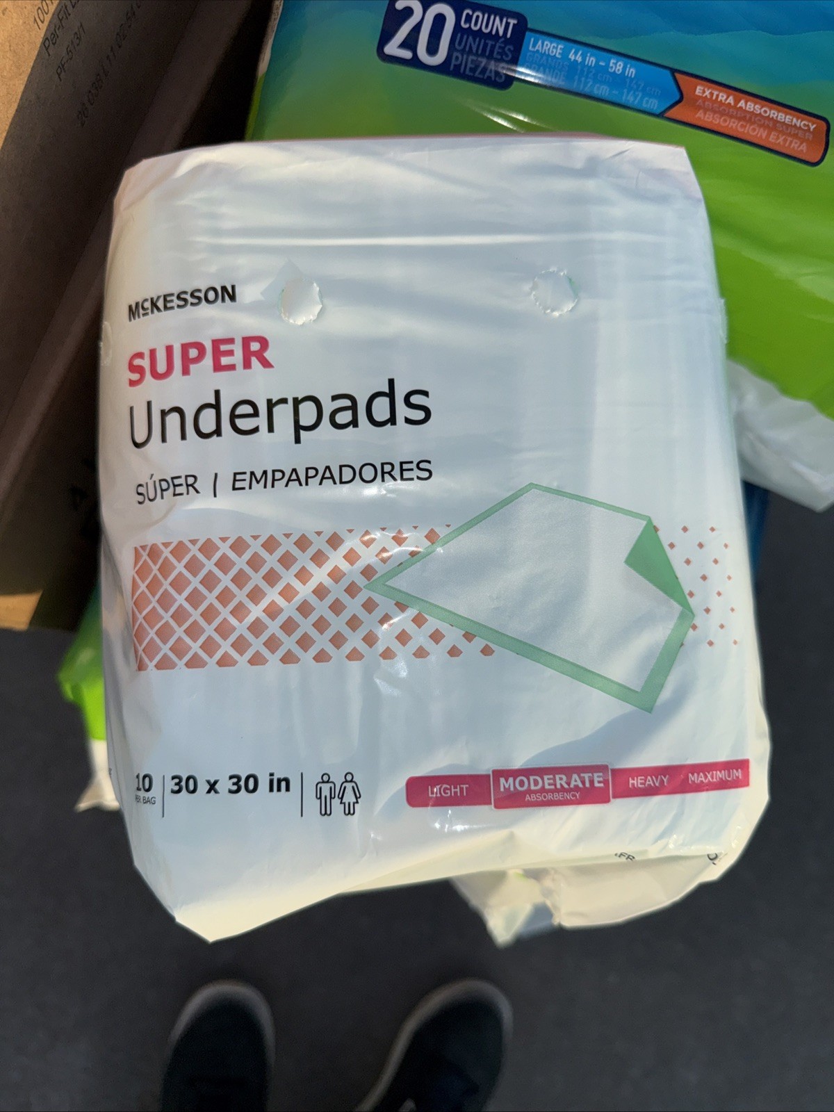 McKesson Underpad Super 30″X 30 Disposable Fluff / Polymer Moderate Absorbency