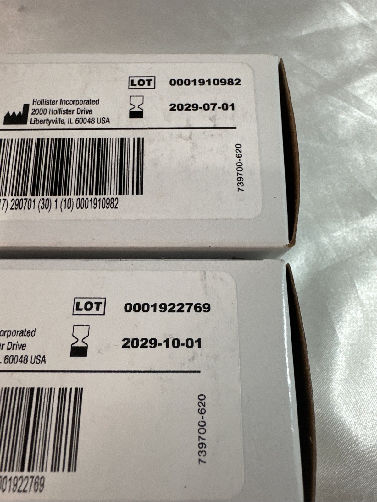 2 Hollister 7906 Adapt Stoma Powder 1 oz Bottles Made in USA Exp.2029-07-01