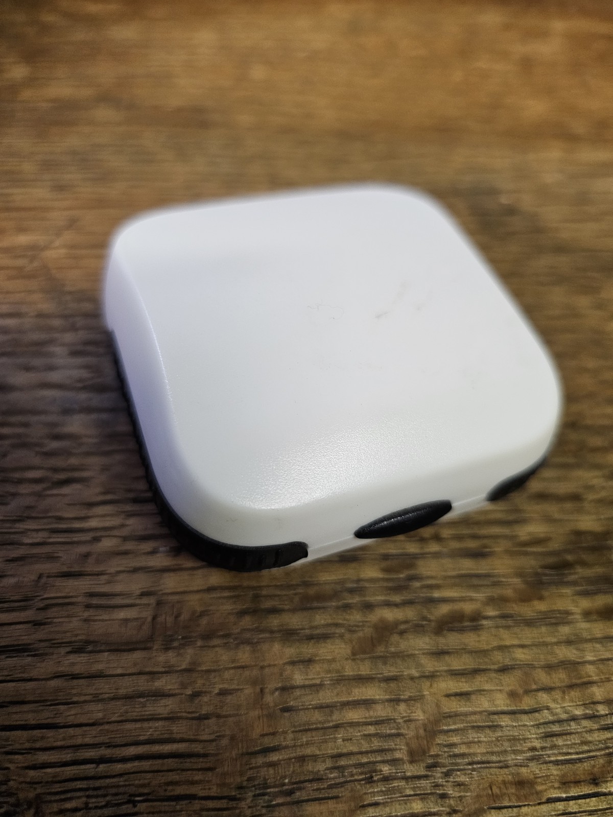 Hard-Shell Hearing Aid Storage Case & Accessories