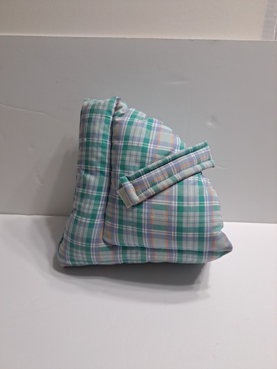1 Posey Heel Pillow Blue Plaid Pattern