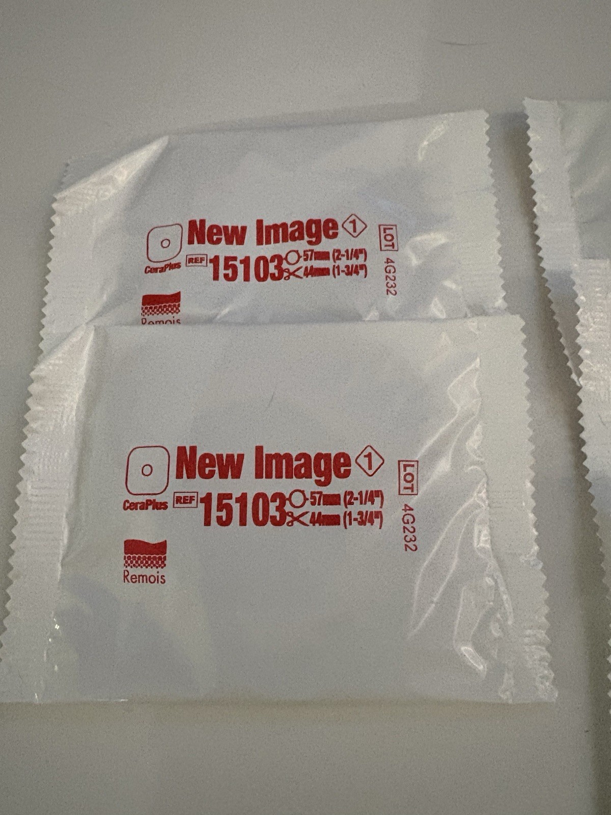 Hollister CeraPlus 11203 (4) 2-piece Ostomy Skin Barriers & 15103 (2)