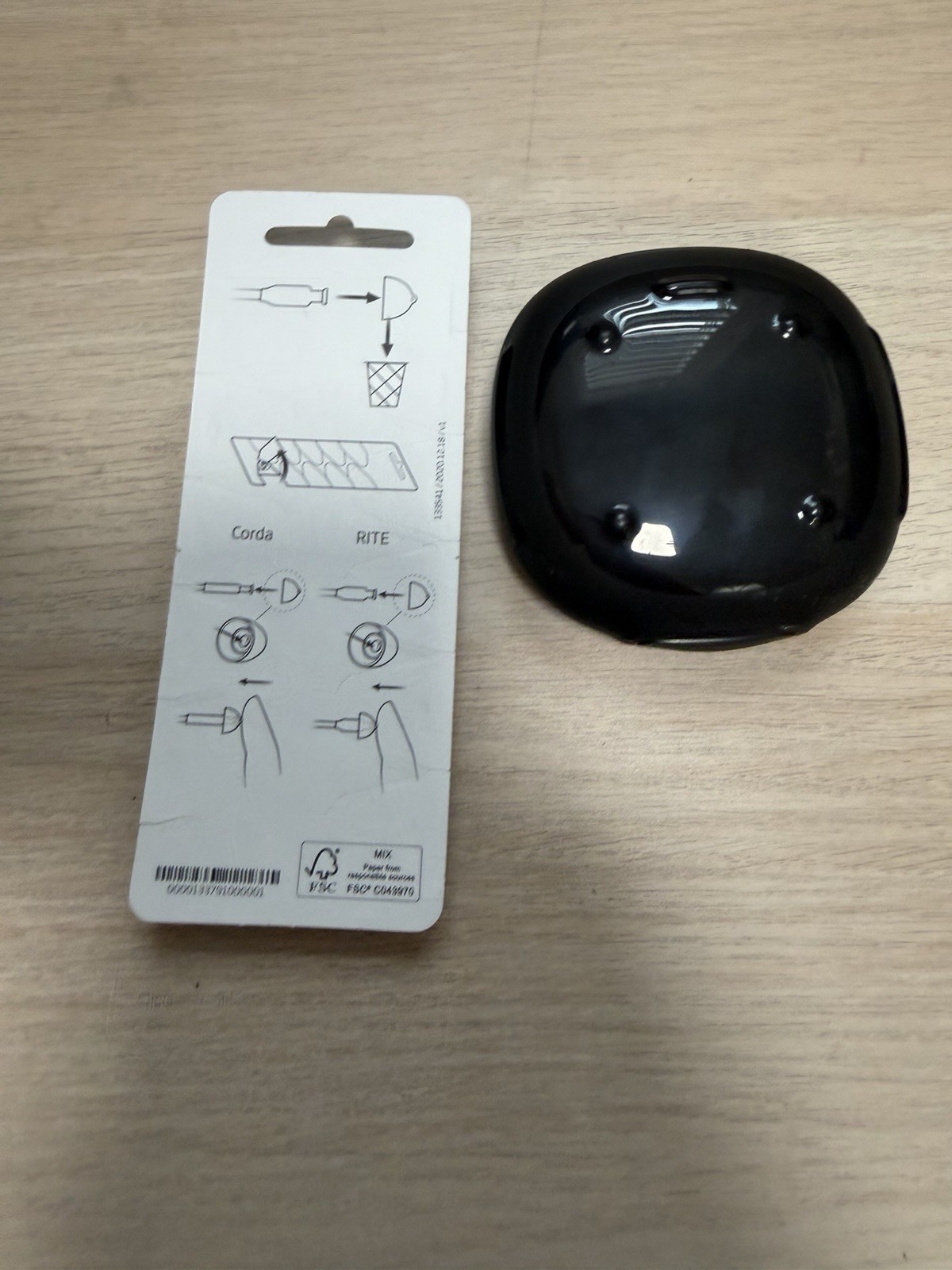 Oticon MiniFit Base 6 mm Double Vent Domes & Hard Case For Hearing Aids