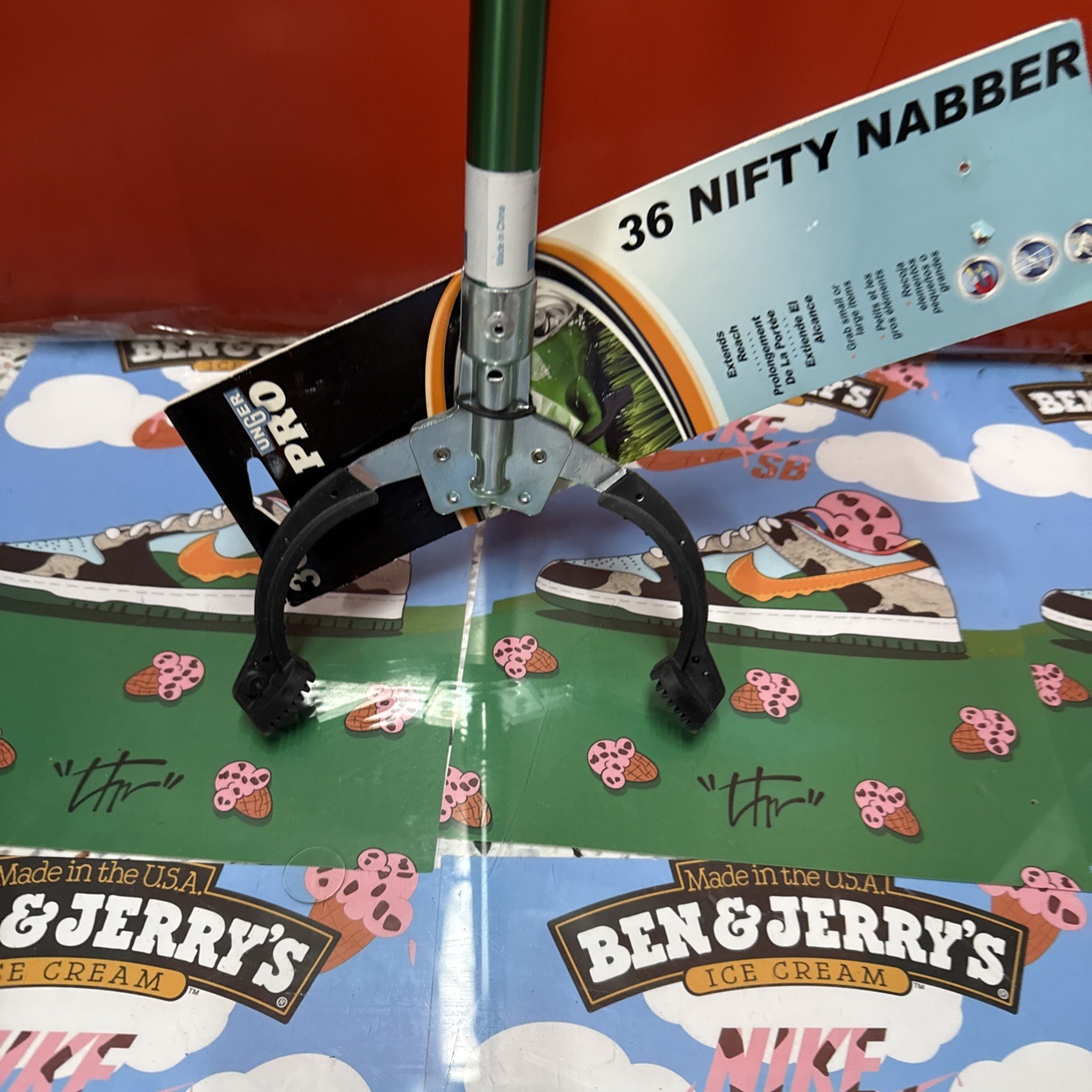 Nifty Nabber Trash Picker Grabber 36 in.