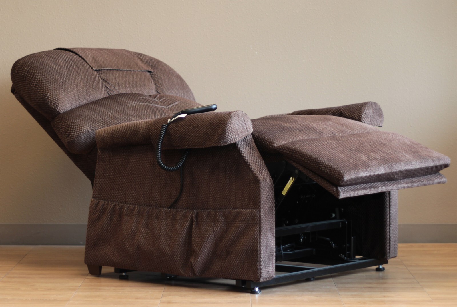 Golden Technologies PR531-MED Medium Comforter Lift Chair Recliner – Sandstorm