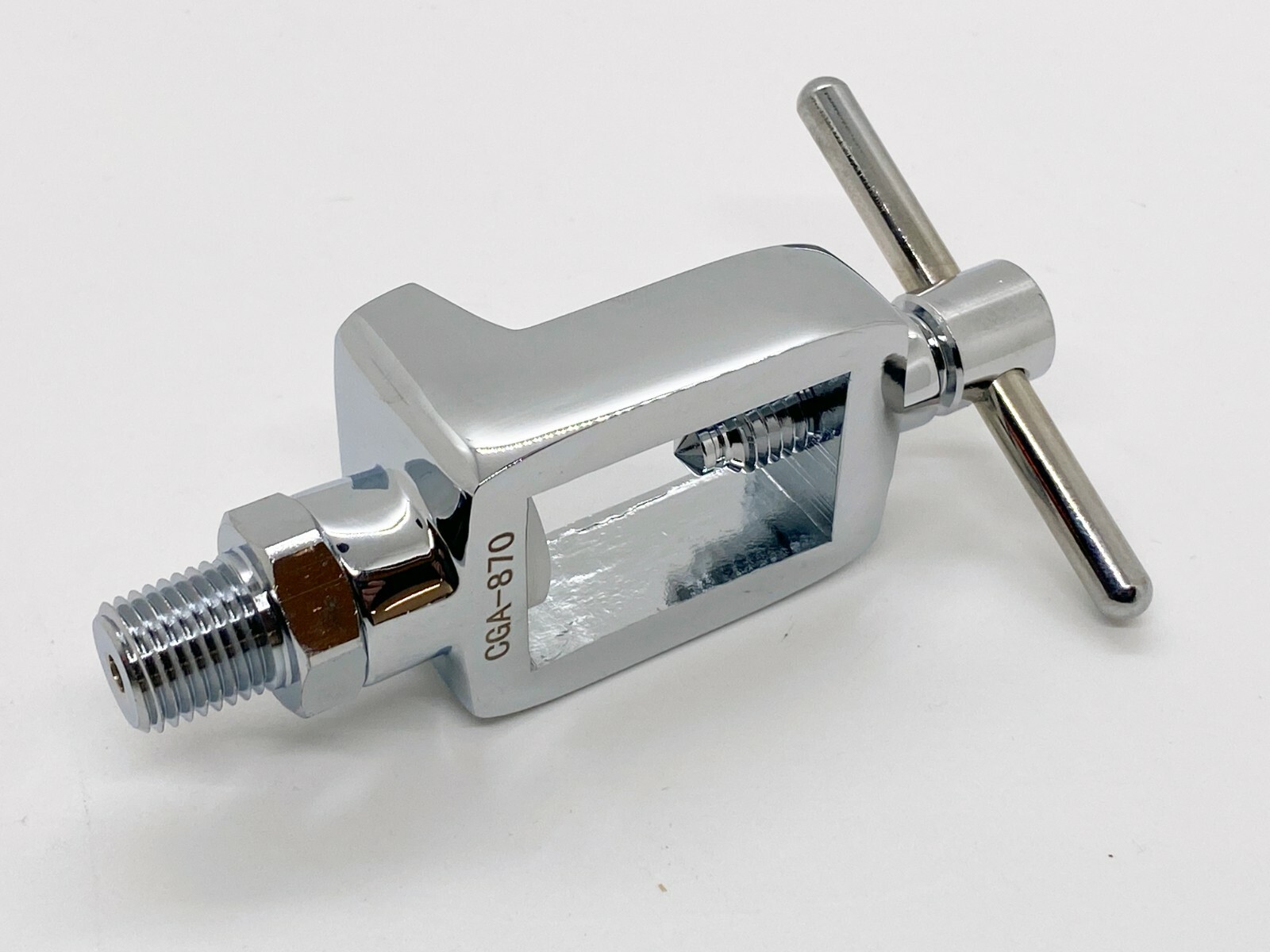 Medical Oxygen Cylinder CGA 870 Polished Chrome Pin Index Yoke 1/4″ Male NPT