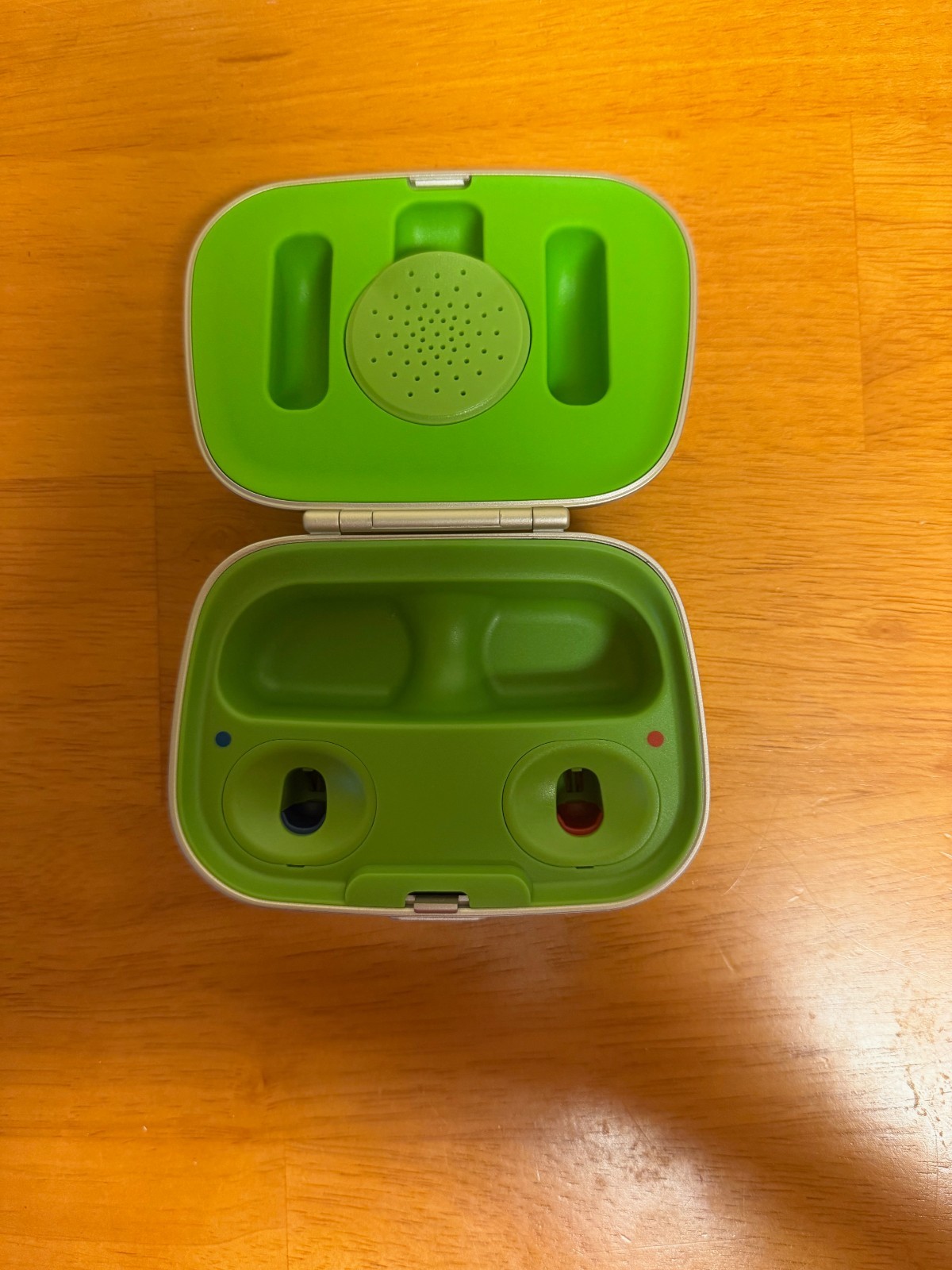 Phonak Charger Case Combi – Charging Case for Rechargeable RIC Hearing Aids