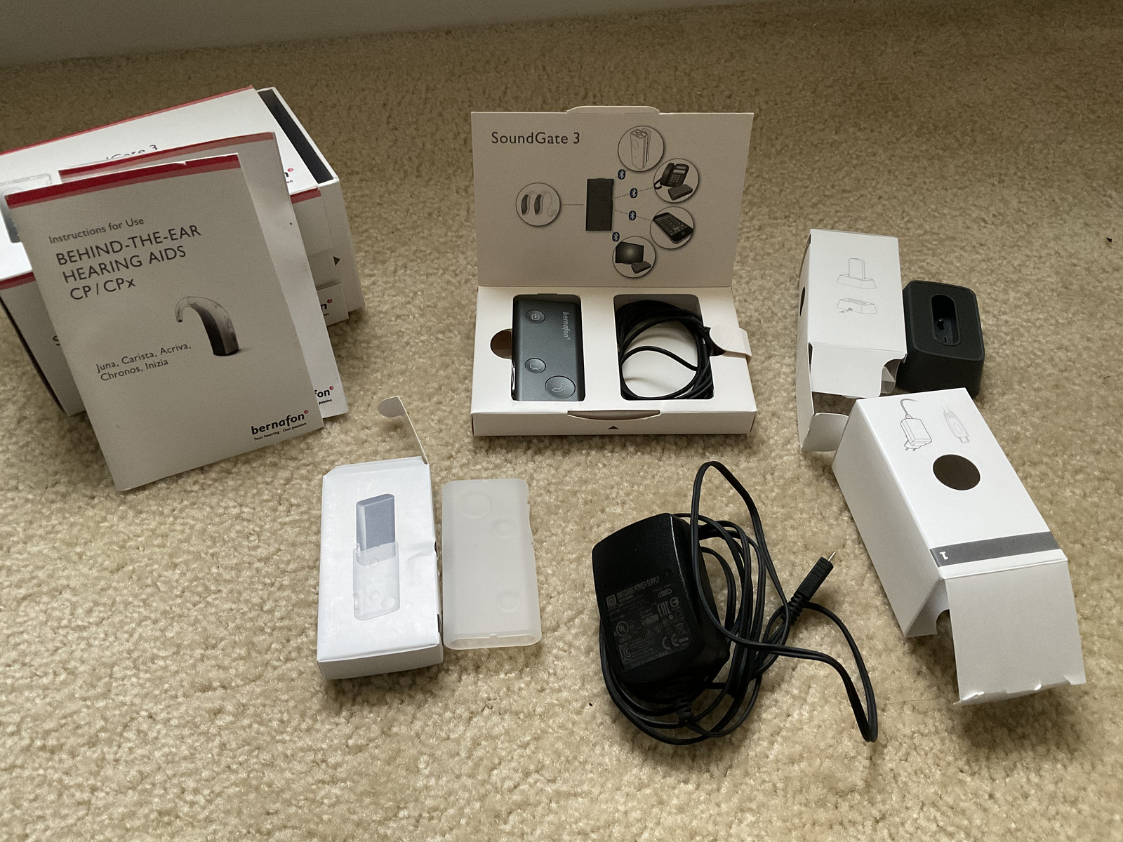 BERNAFON SoundGate 3 REMOTE w/ Box, Chargers and Accessories