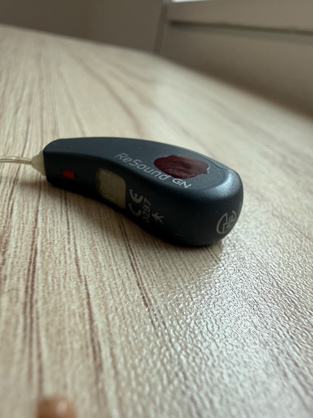 Resound GN Hearing Aids – Model C-1 – With Charger