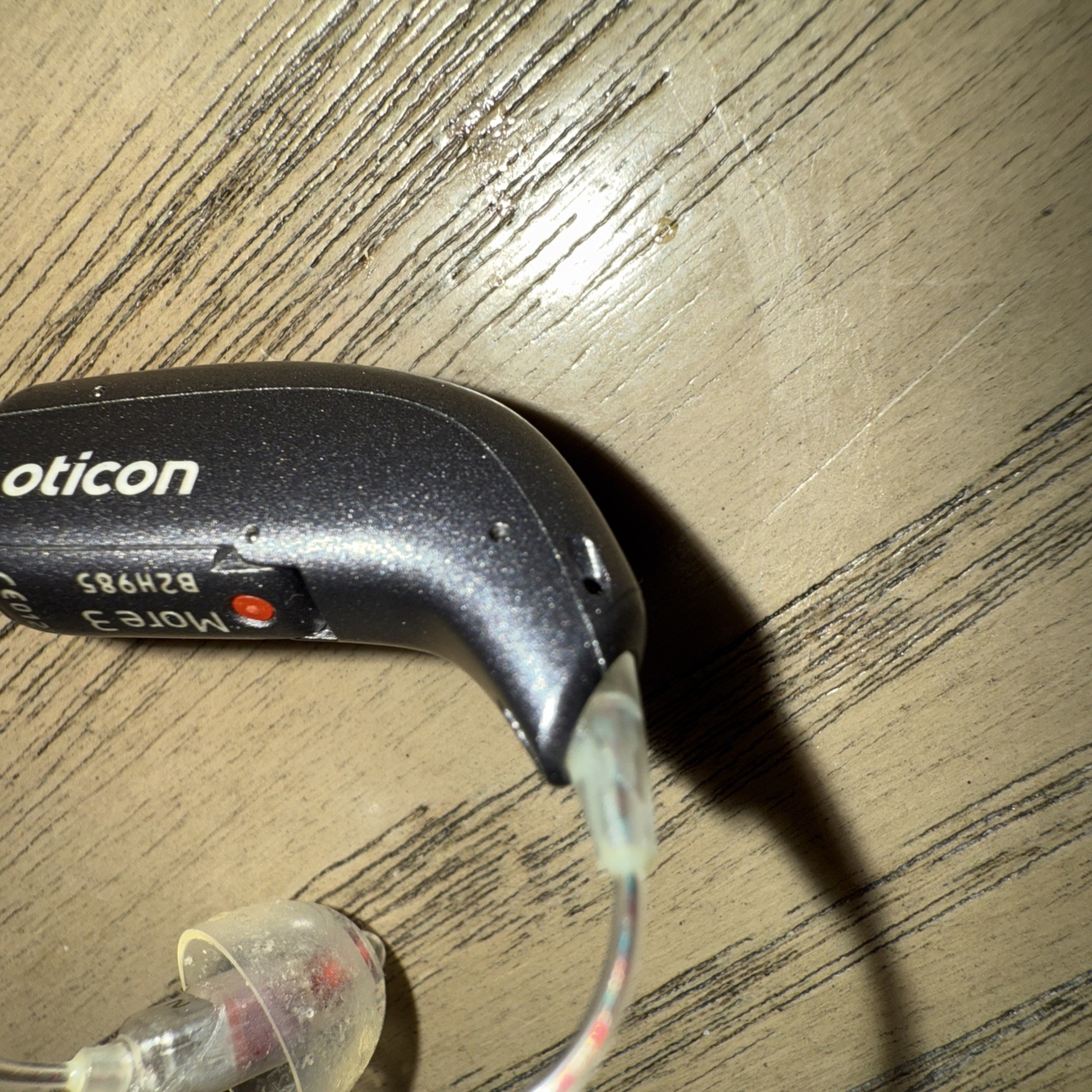 Oticon Smart Charger MiniRite R Model: C-2A – with Hearing AIDS