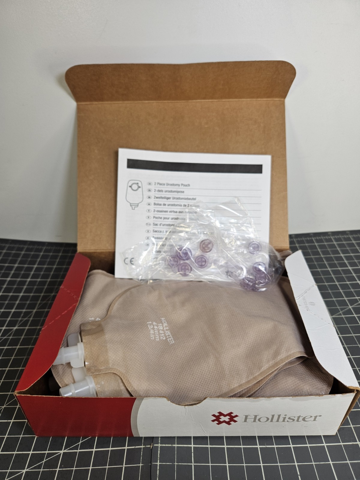 1 Box of 10 pieces Hollister 18412 2-Piece Urostomy Pouch 44mm 1 3/4″ Exp 2030