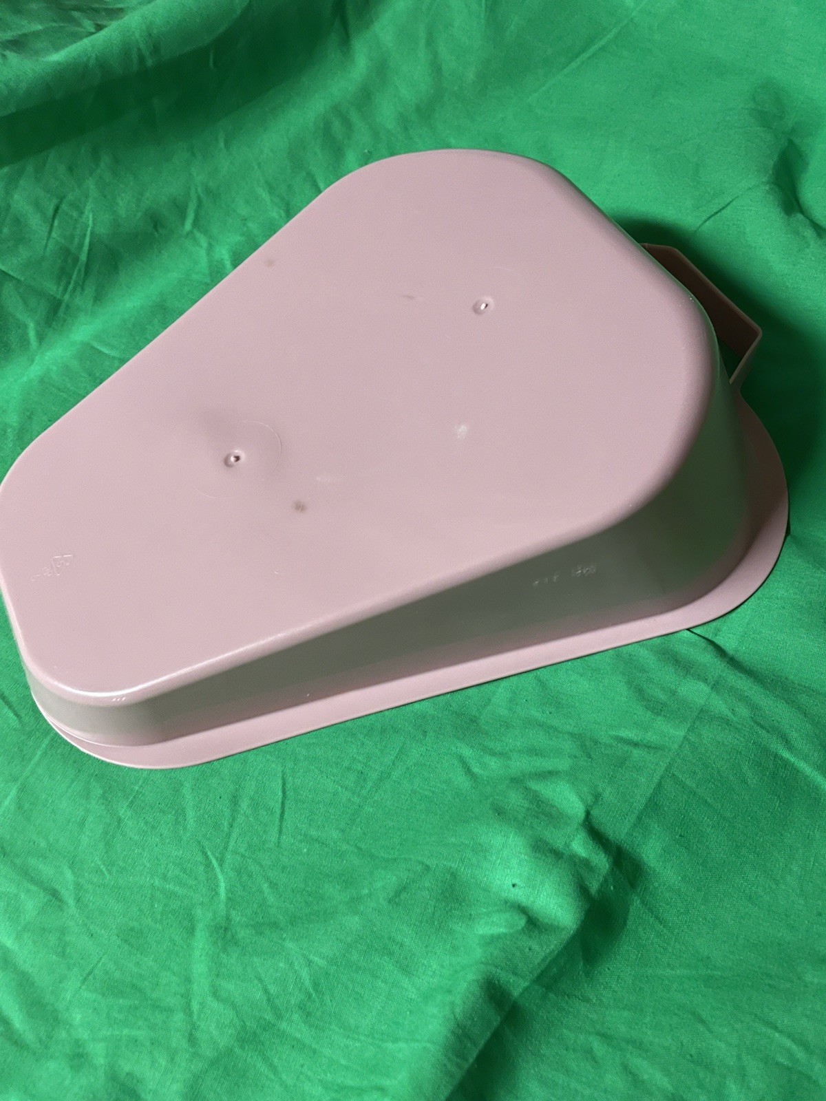 Fracture Bedpan – Medegen, Rose, 1.1 Quart.